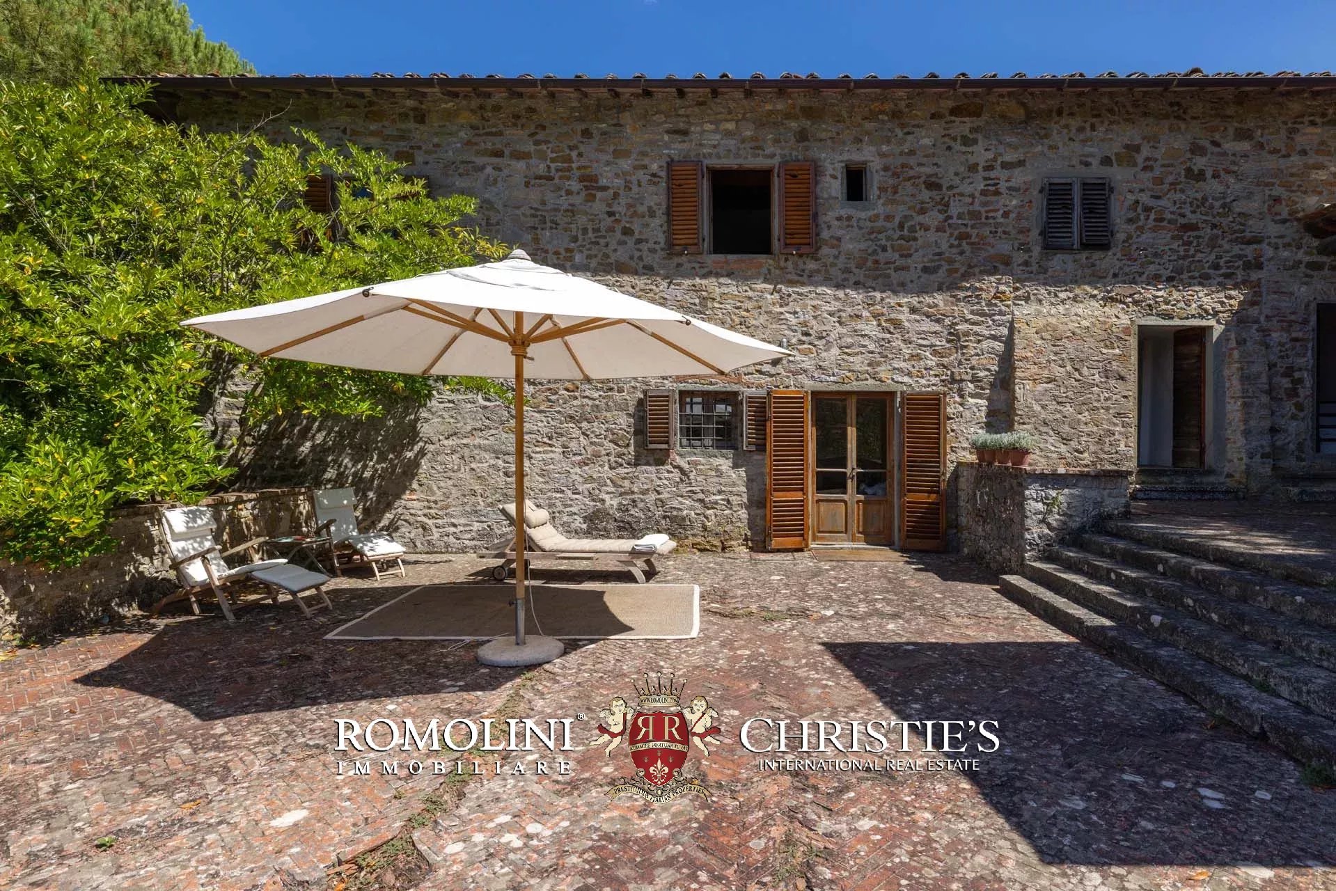 5 Bedroom Villa/Townhouse's Image 21