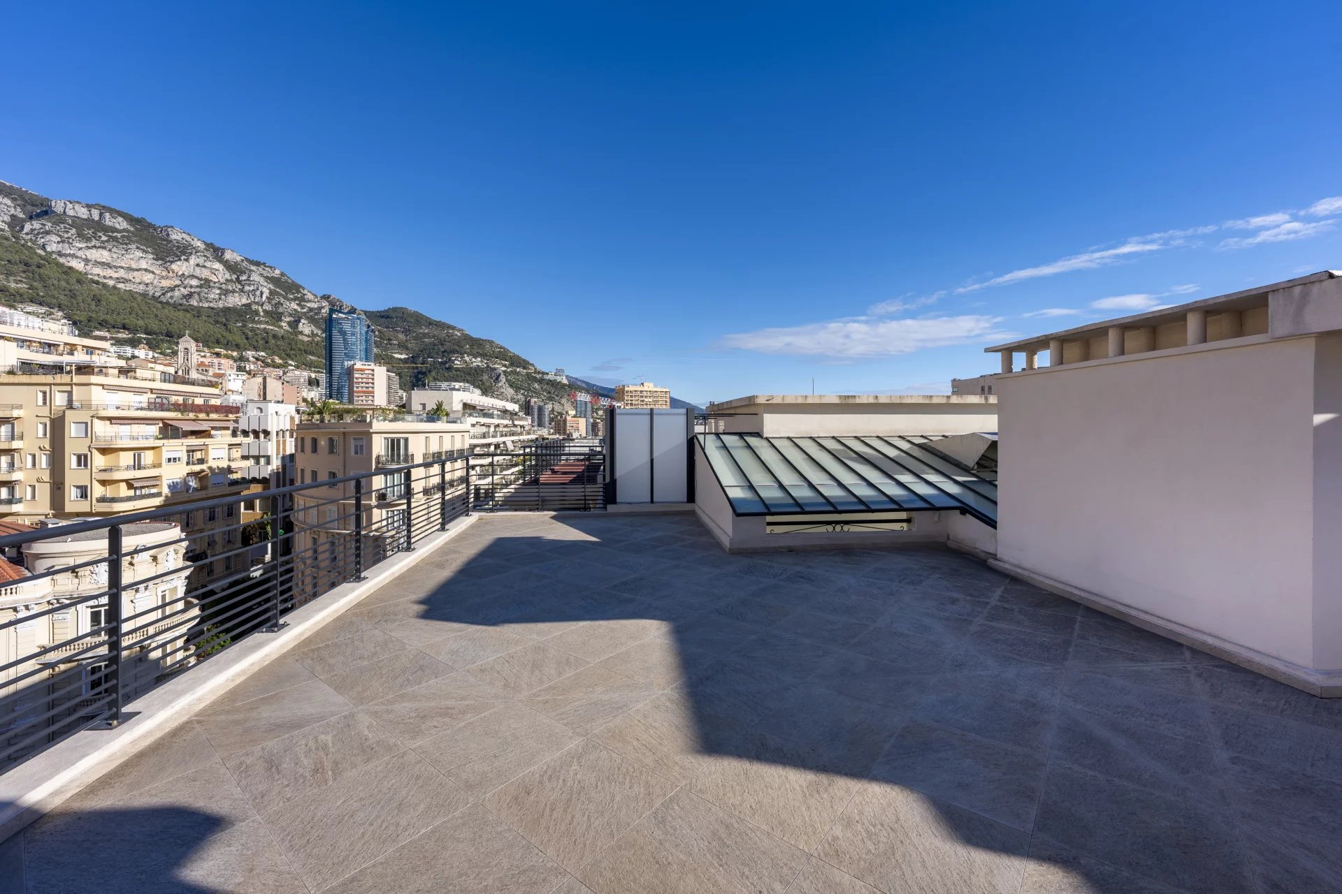 Sole agent - Carré d'Or - Le Winter Palace - Duplex penthouse to renovate