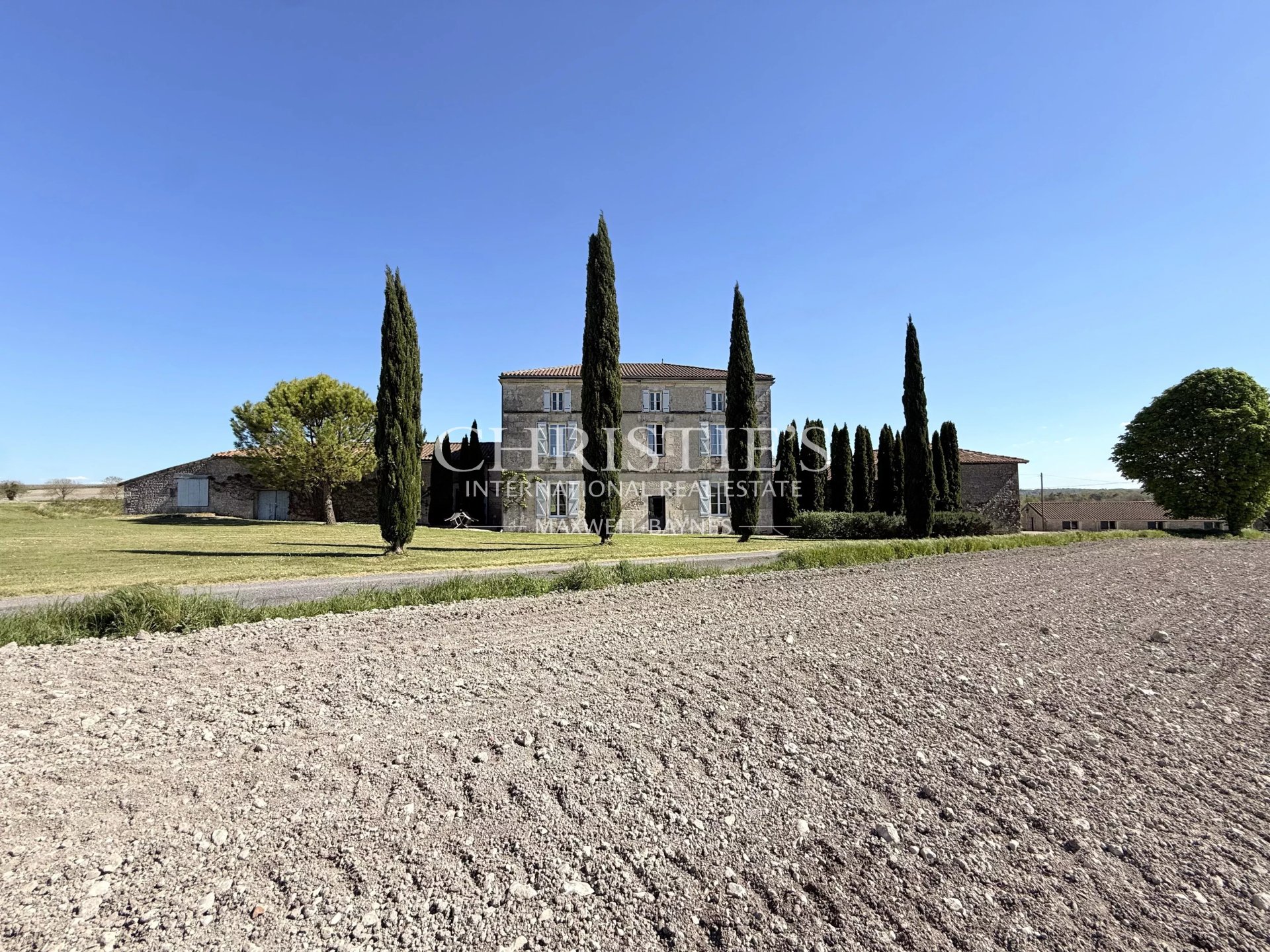 11 Bedroom Villa/Townhouse's Image 44