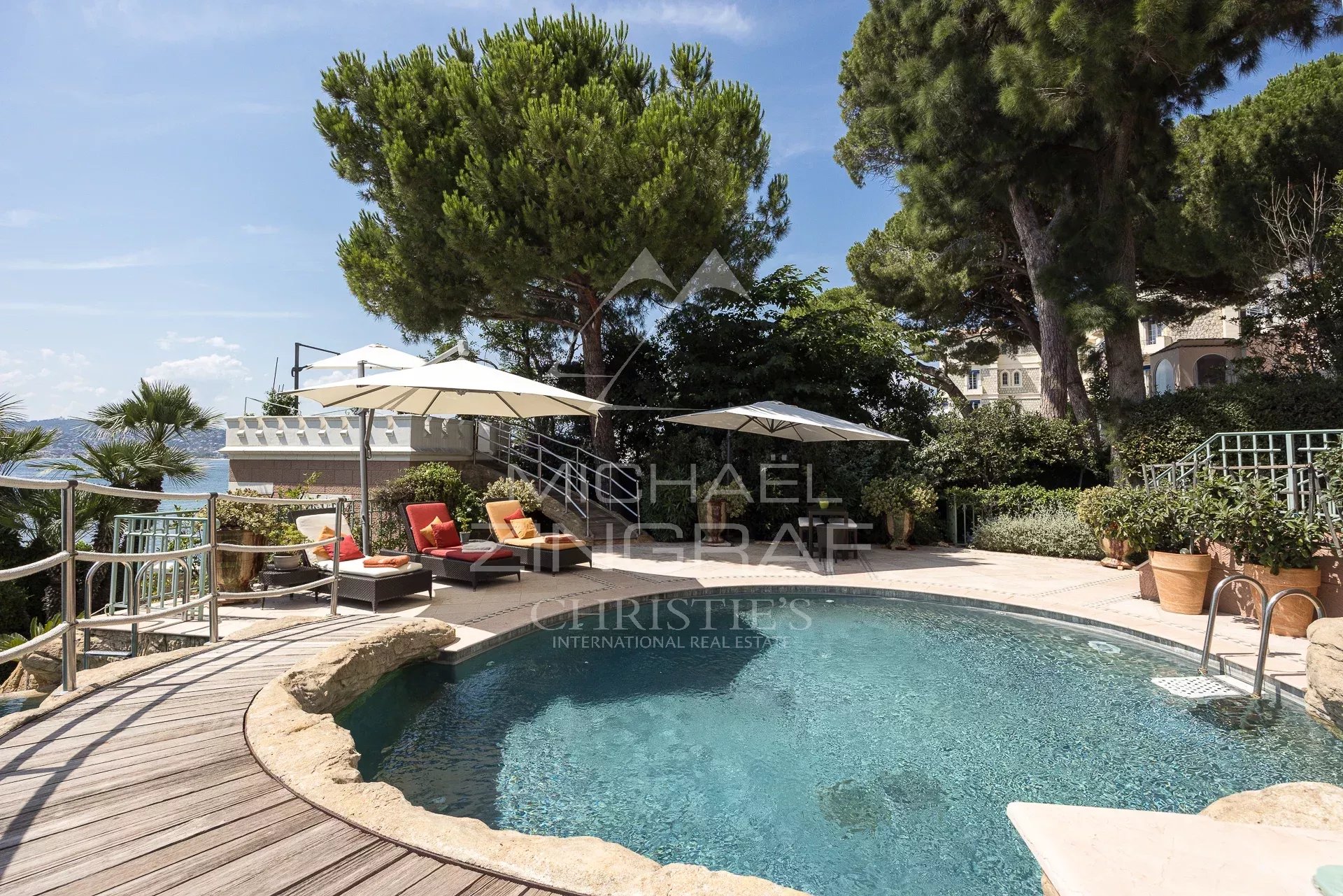 8 Bedroom Villa/Townhouse's Image 23