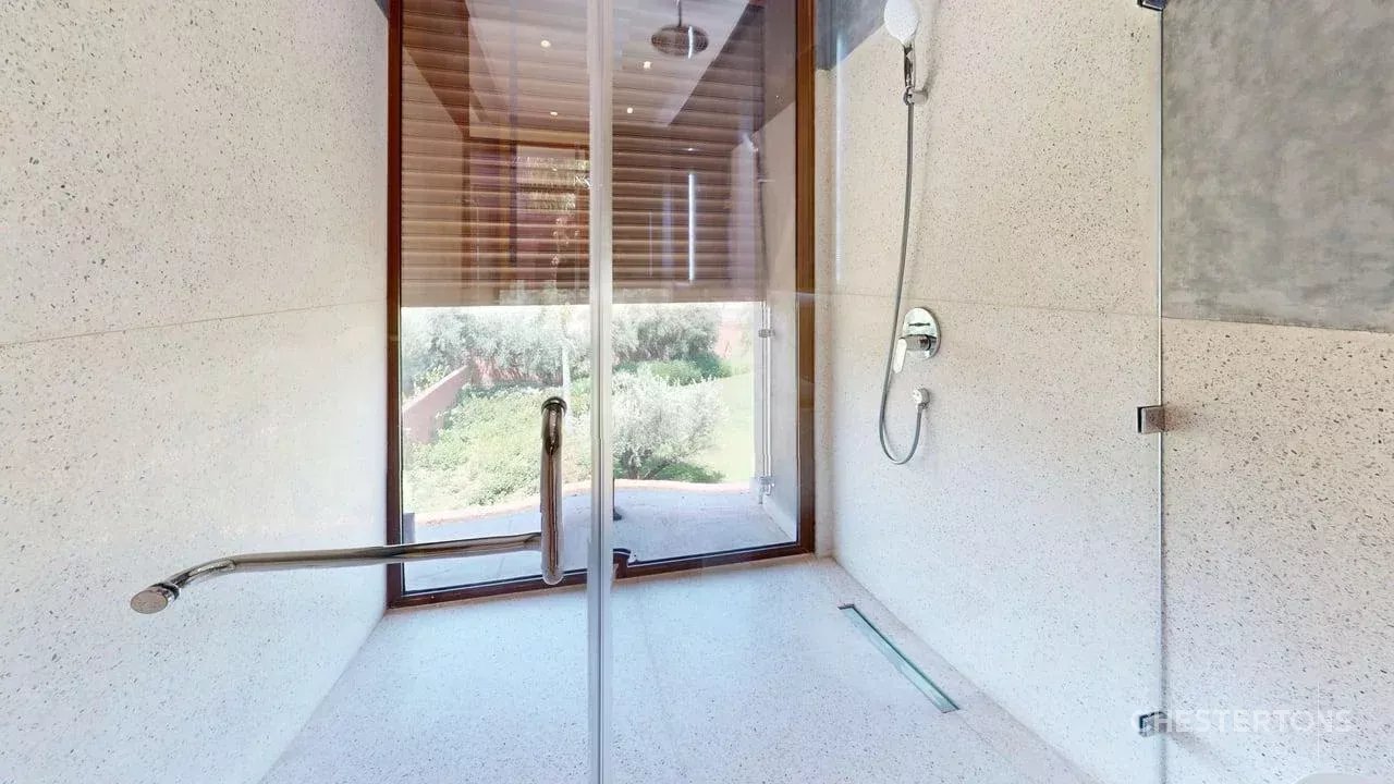  Image of Villa - 6 Bedrooms for Sale in Marrakech-Ménara-Marrakech-Morocco, Image 12