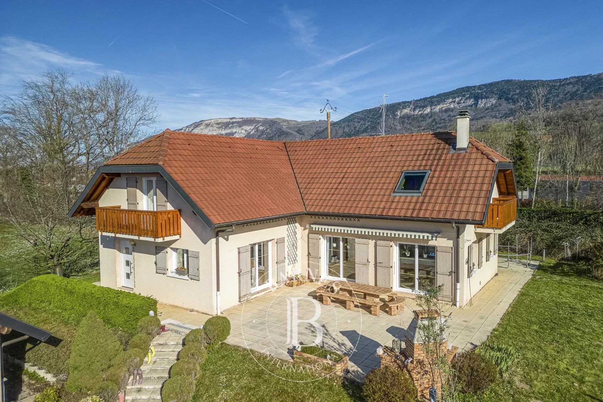 BARNES GENEVOIS - NEYDENS - MAISON FAMILIALE