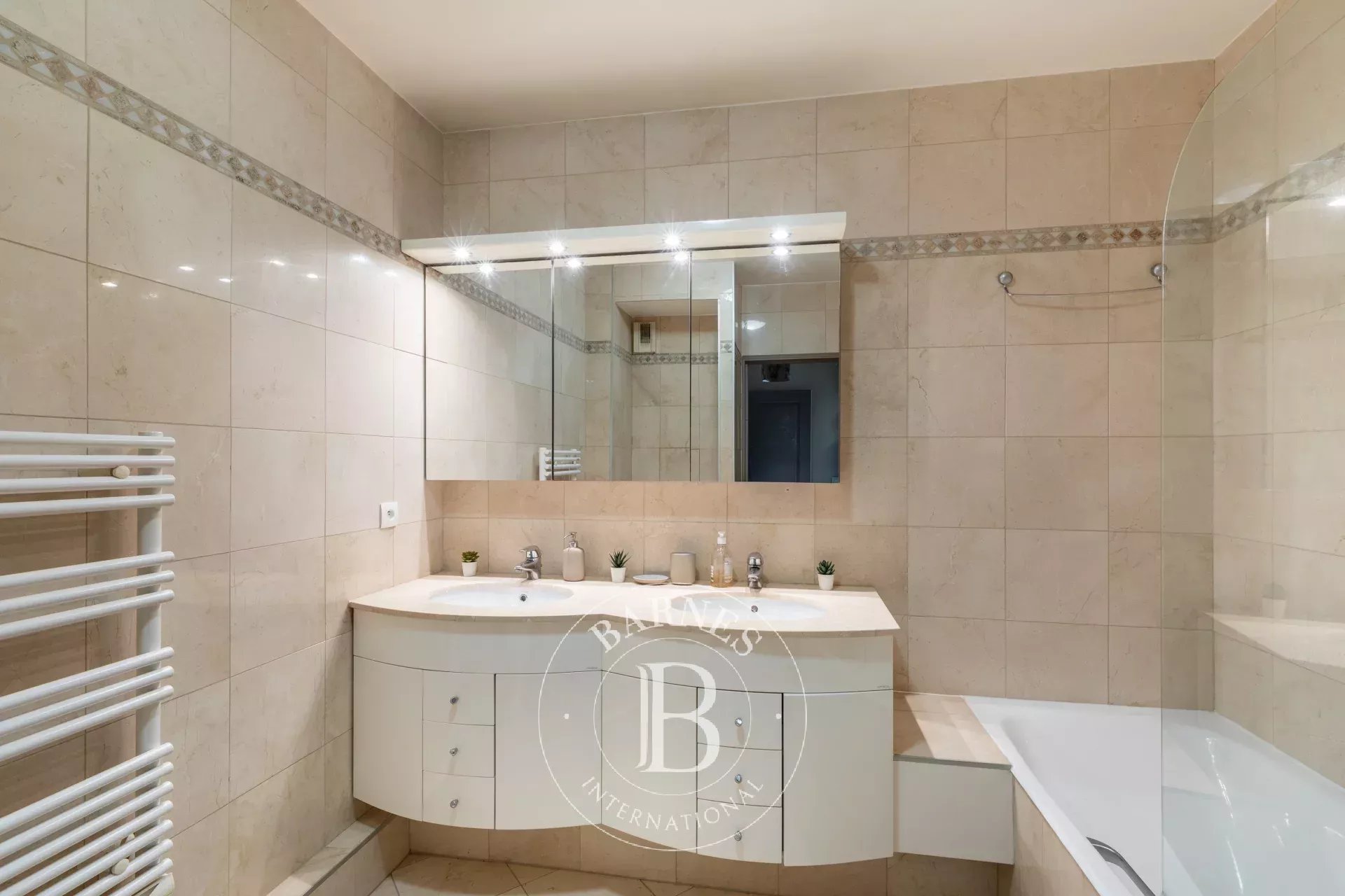 Daire Paris 16ème - picture 9