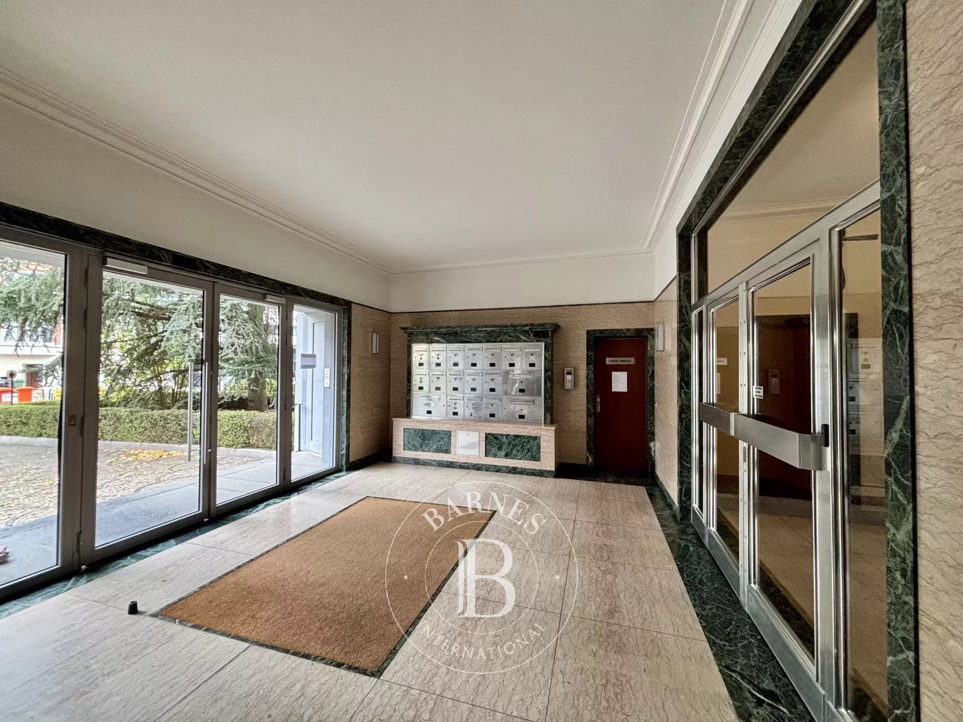 ONDER BOD - Elsene - Châtelain - 3 slaapkamer appartement 169 m²