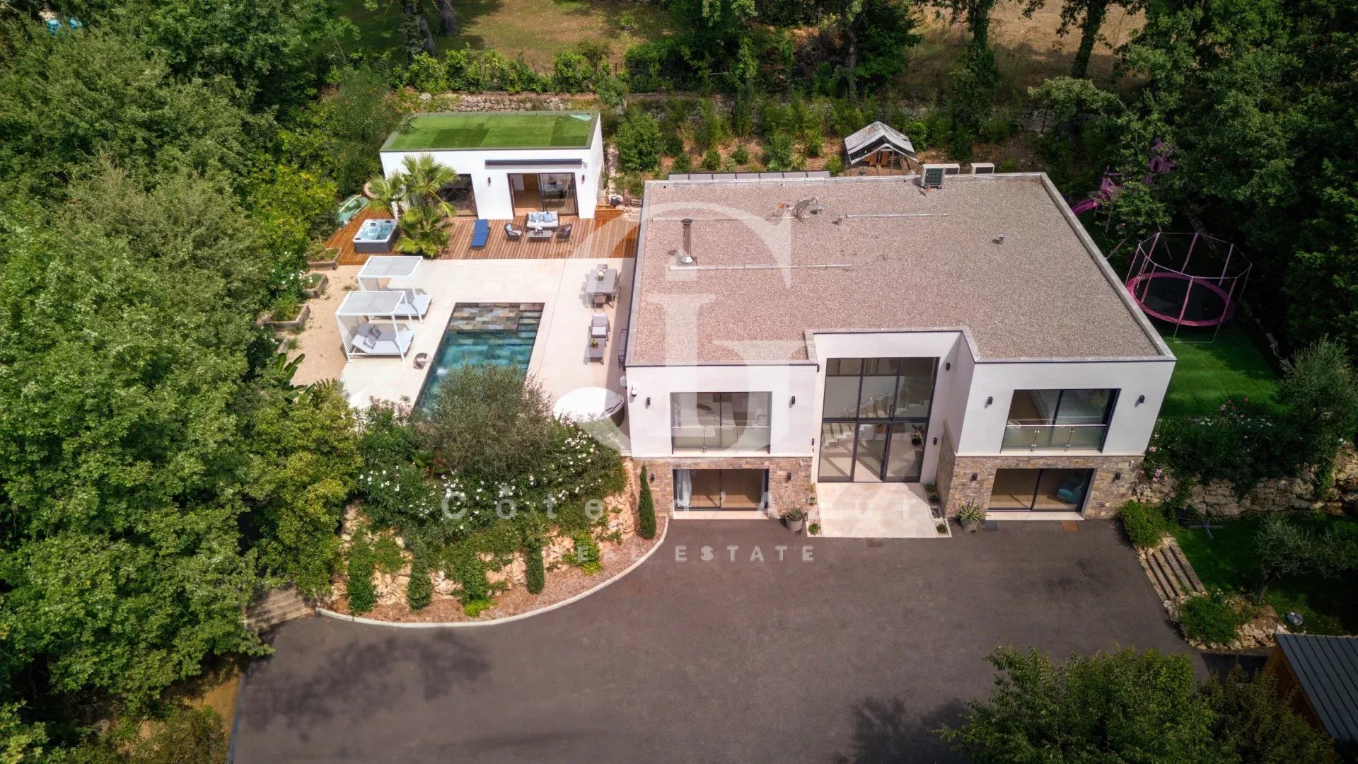 Agence immobilière de 