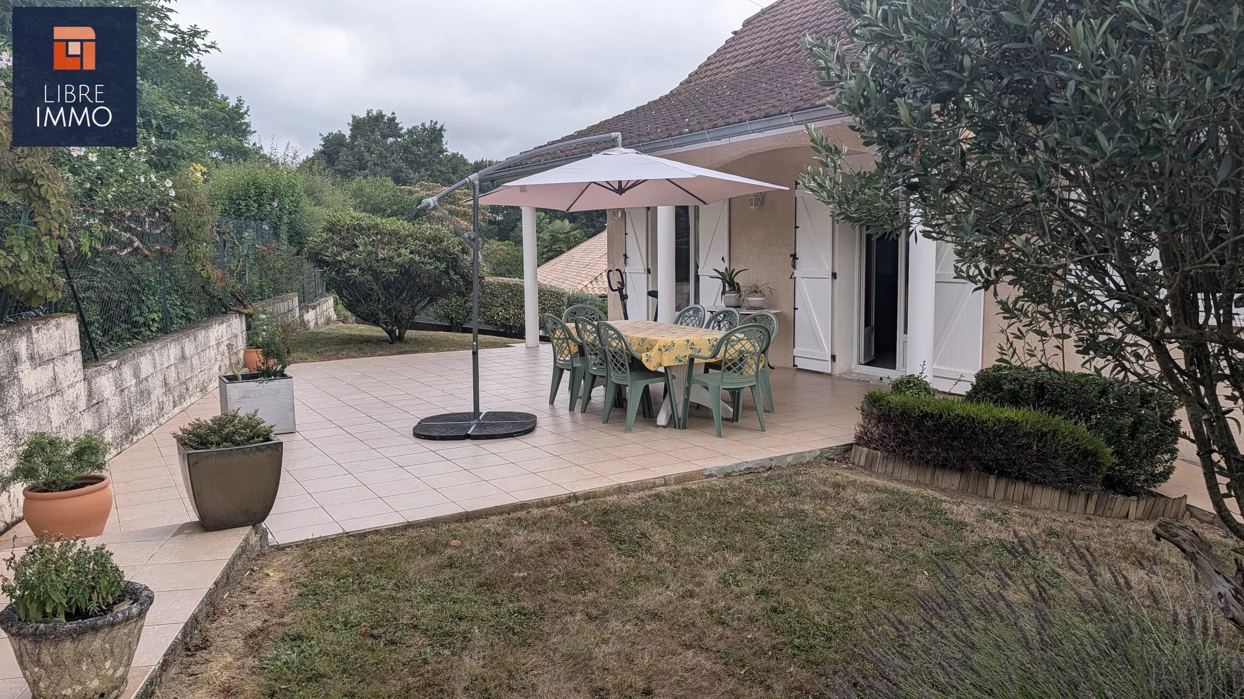 Maison 4 pièces avec sous-sol complet sur 1 486 m²