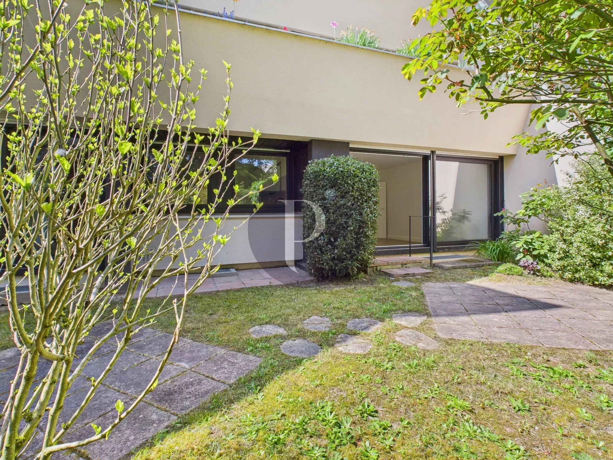 vente-appartement-2-pieces-verrieres-le-buisson-85842398