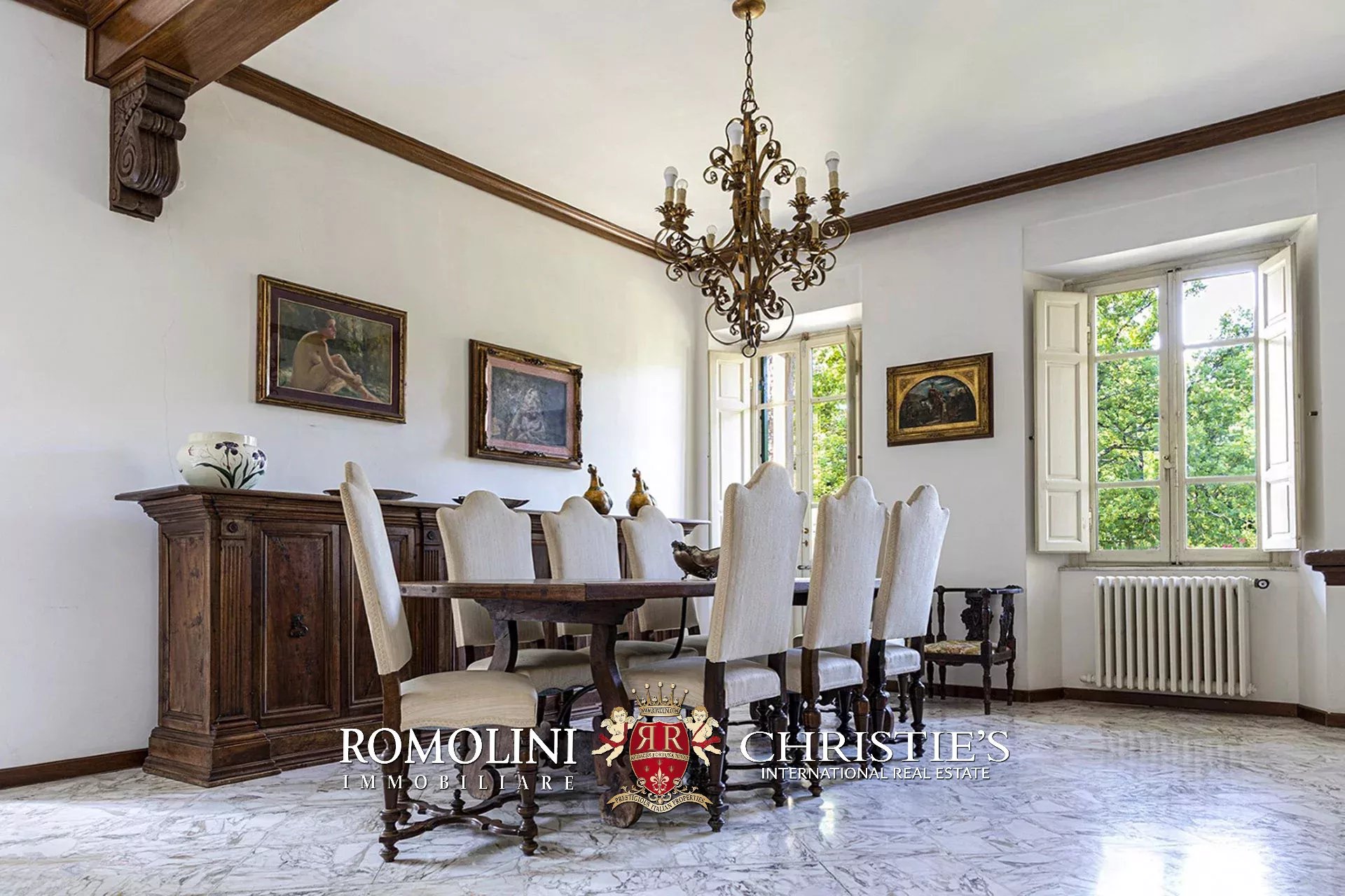 11 Bedroom Villa/Townhouse's Image 30