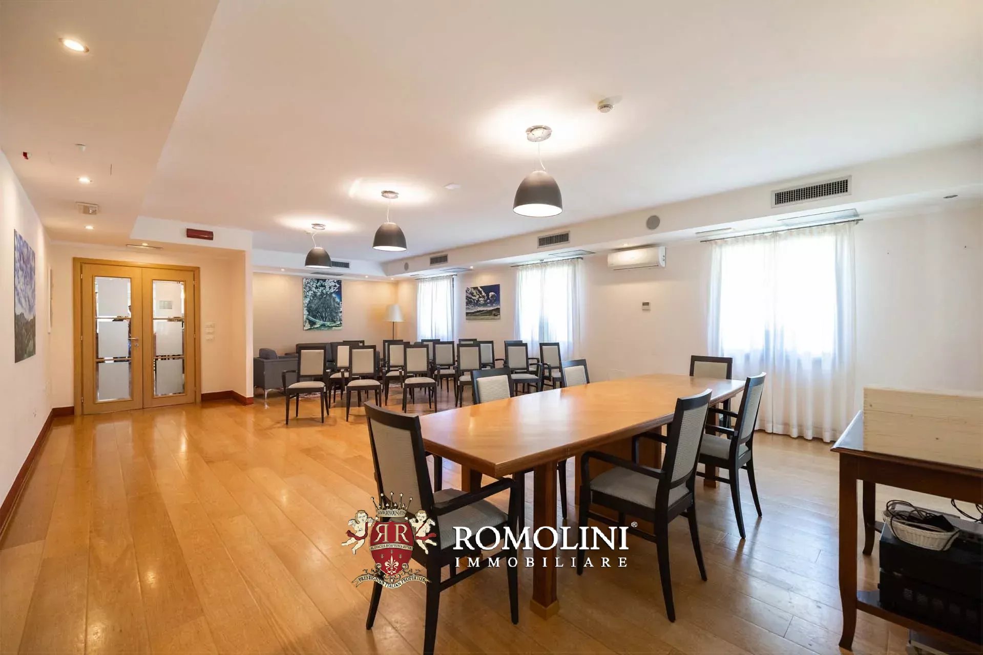44 Bedroom Villa/Townhouse's Image 30