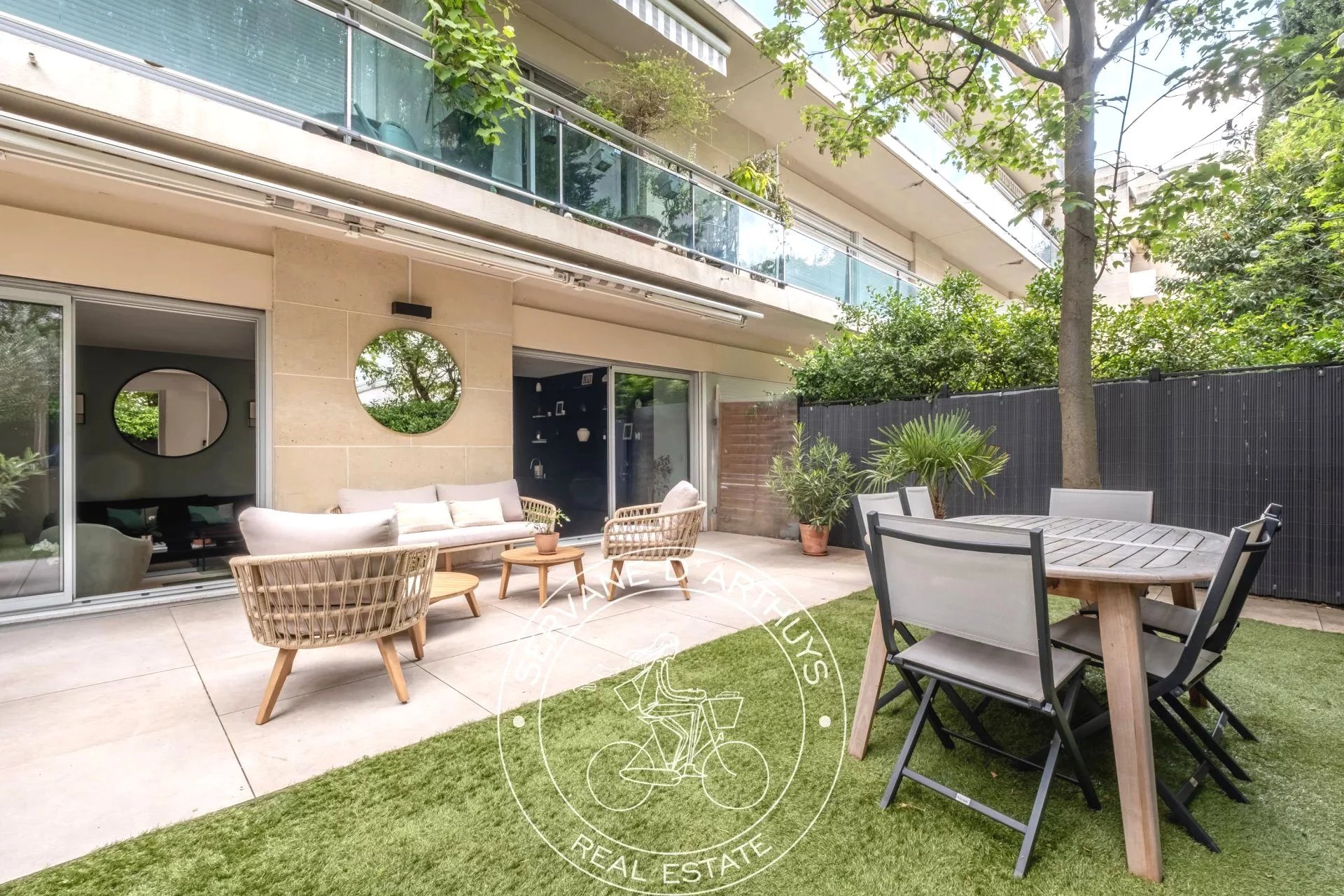 Village Chezy - Rez de jardin plein sud/ 2 chambres