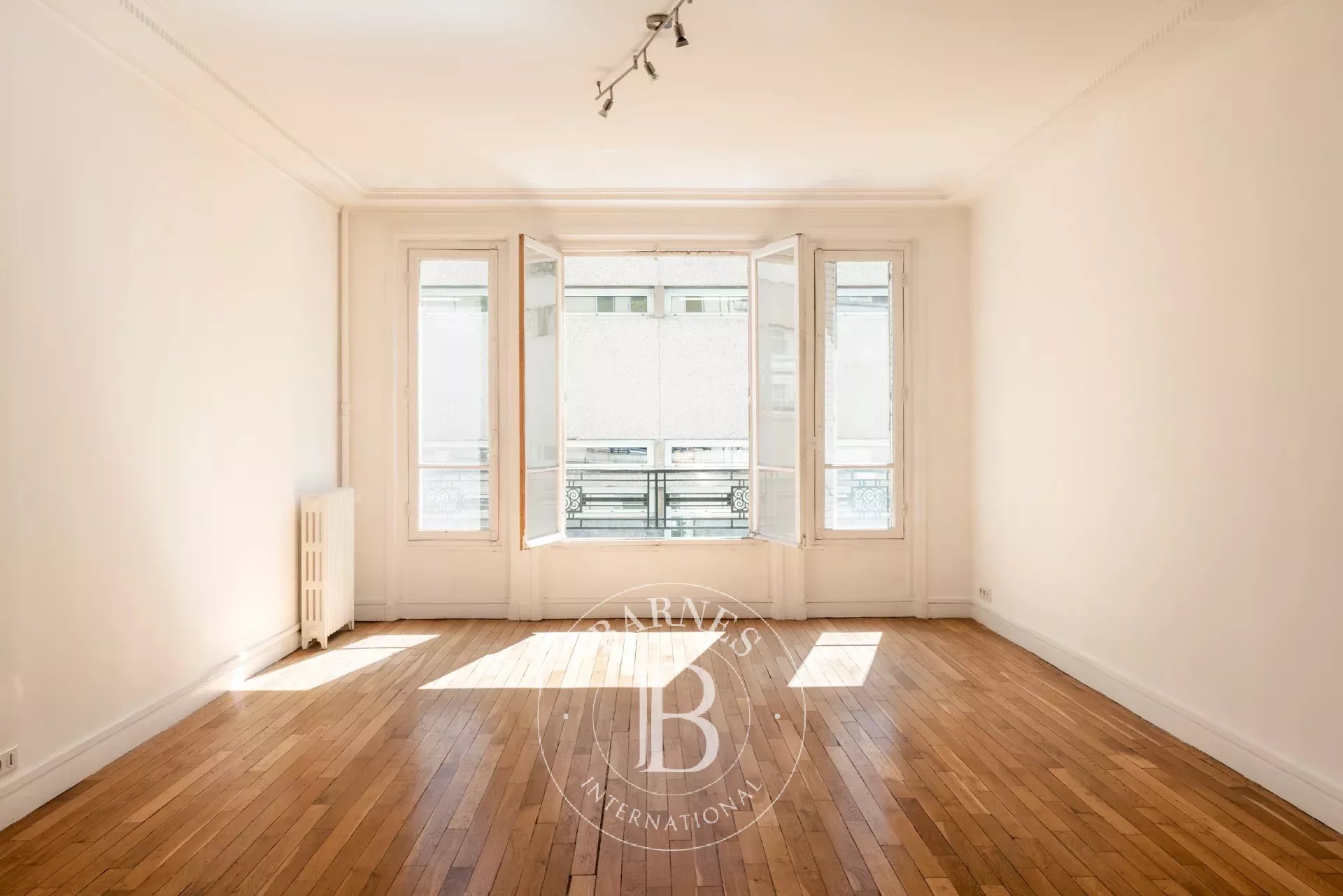 Apartment Paris 75006  -  ref 87113689 (picture 2)