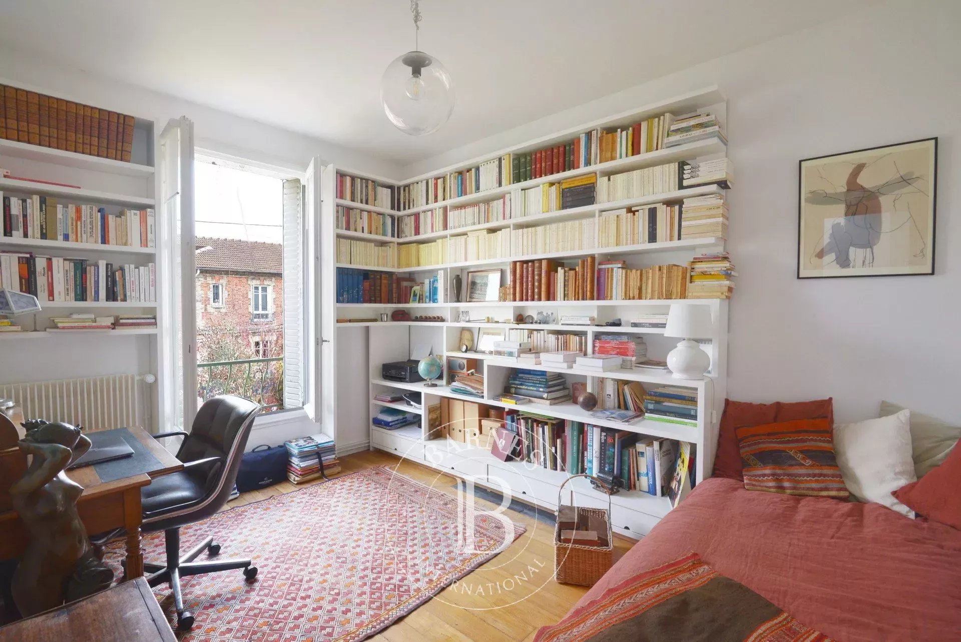 Ev Vanves - picture 15