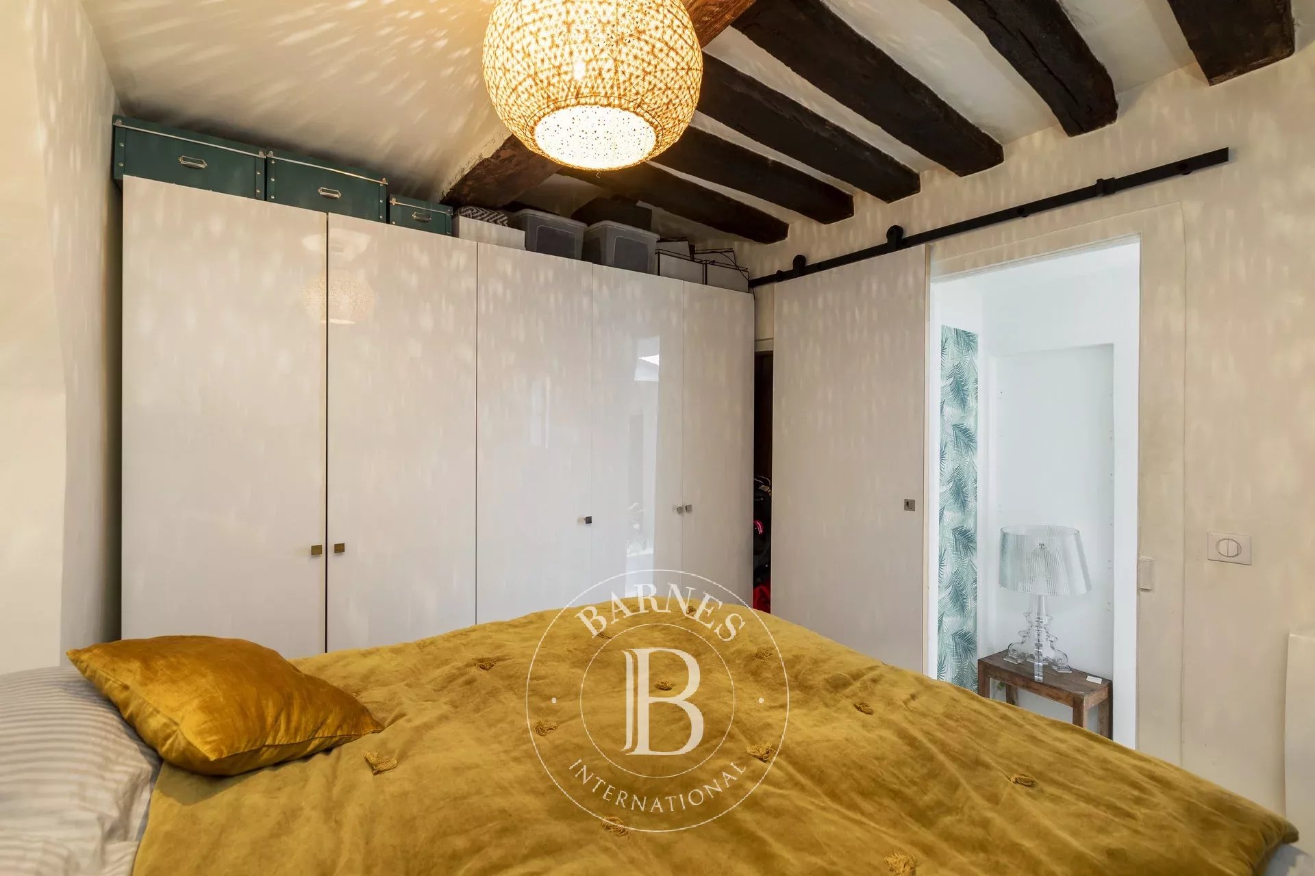 Daire Paris 3ème - picture 10