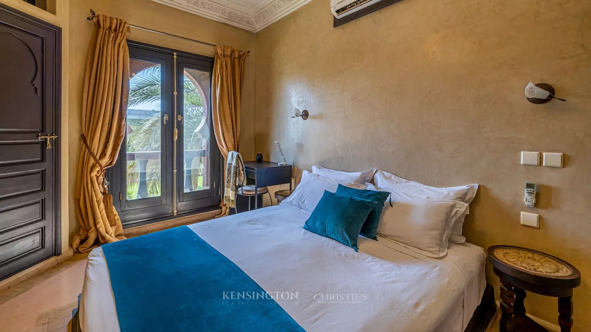 9 Bedroom Villa/Townhouse's Image 98