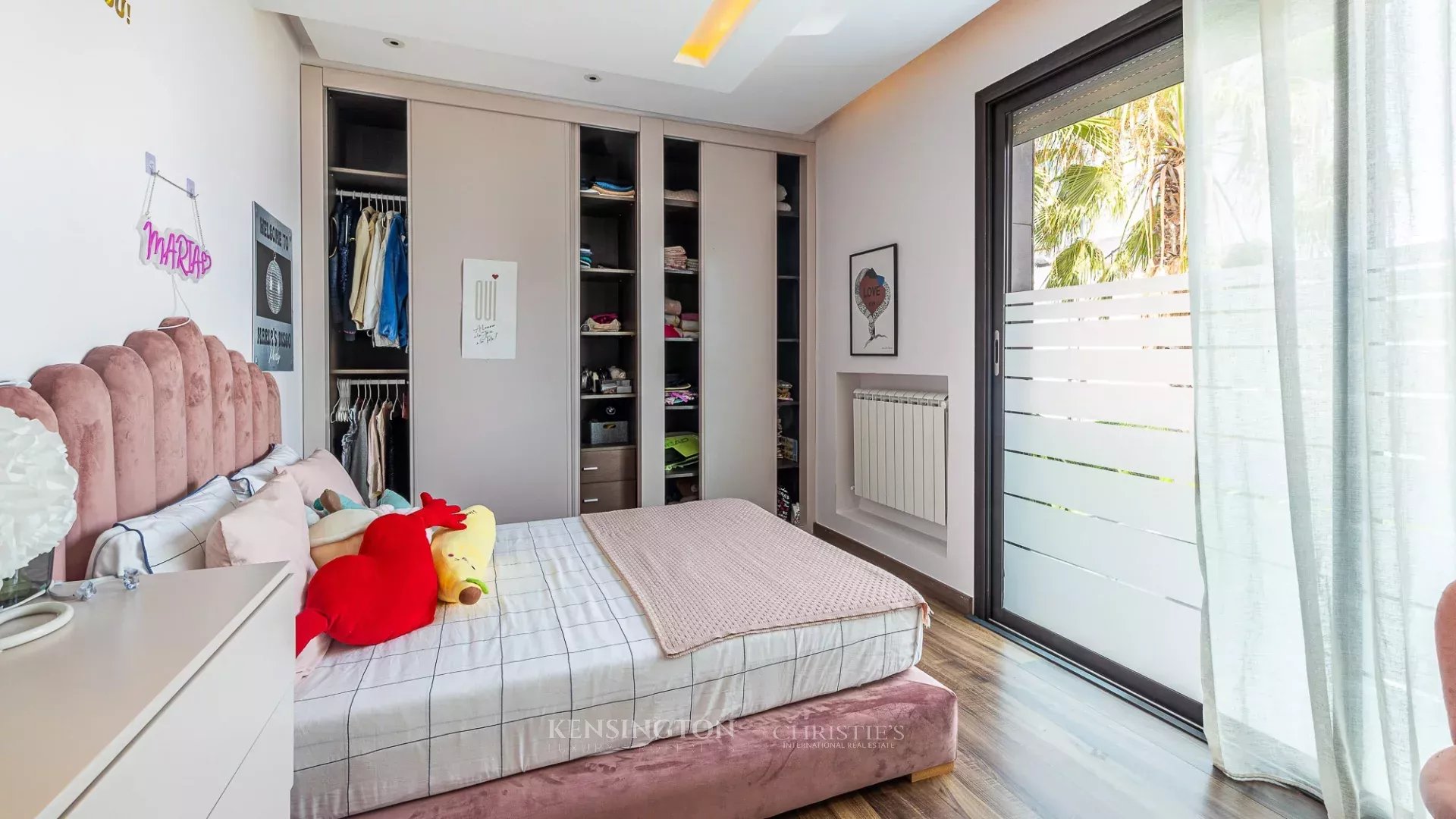 4 Bedroom Villa/Townhouse's Image 19