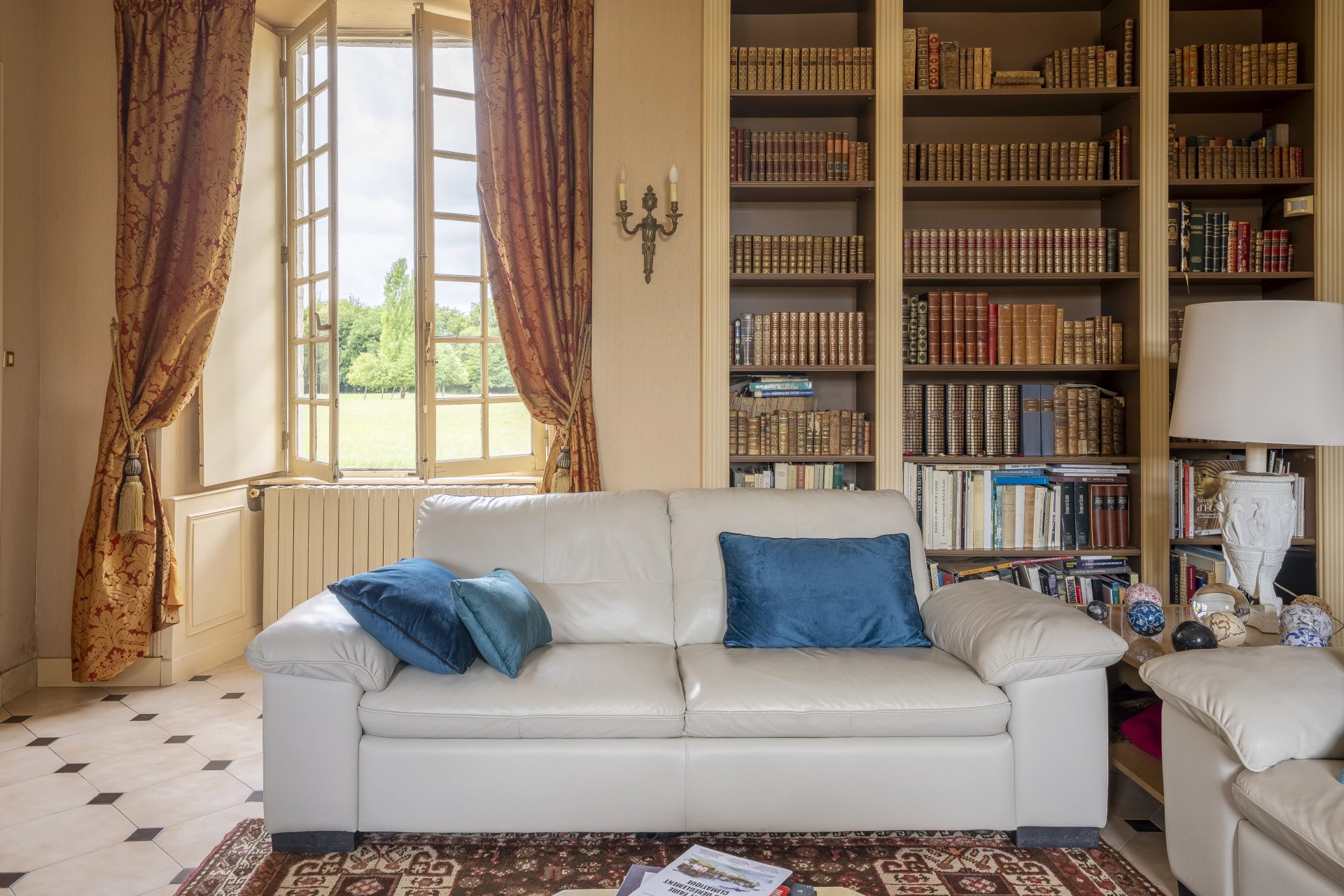11 Bedroom Chateau's Image 9