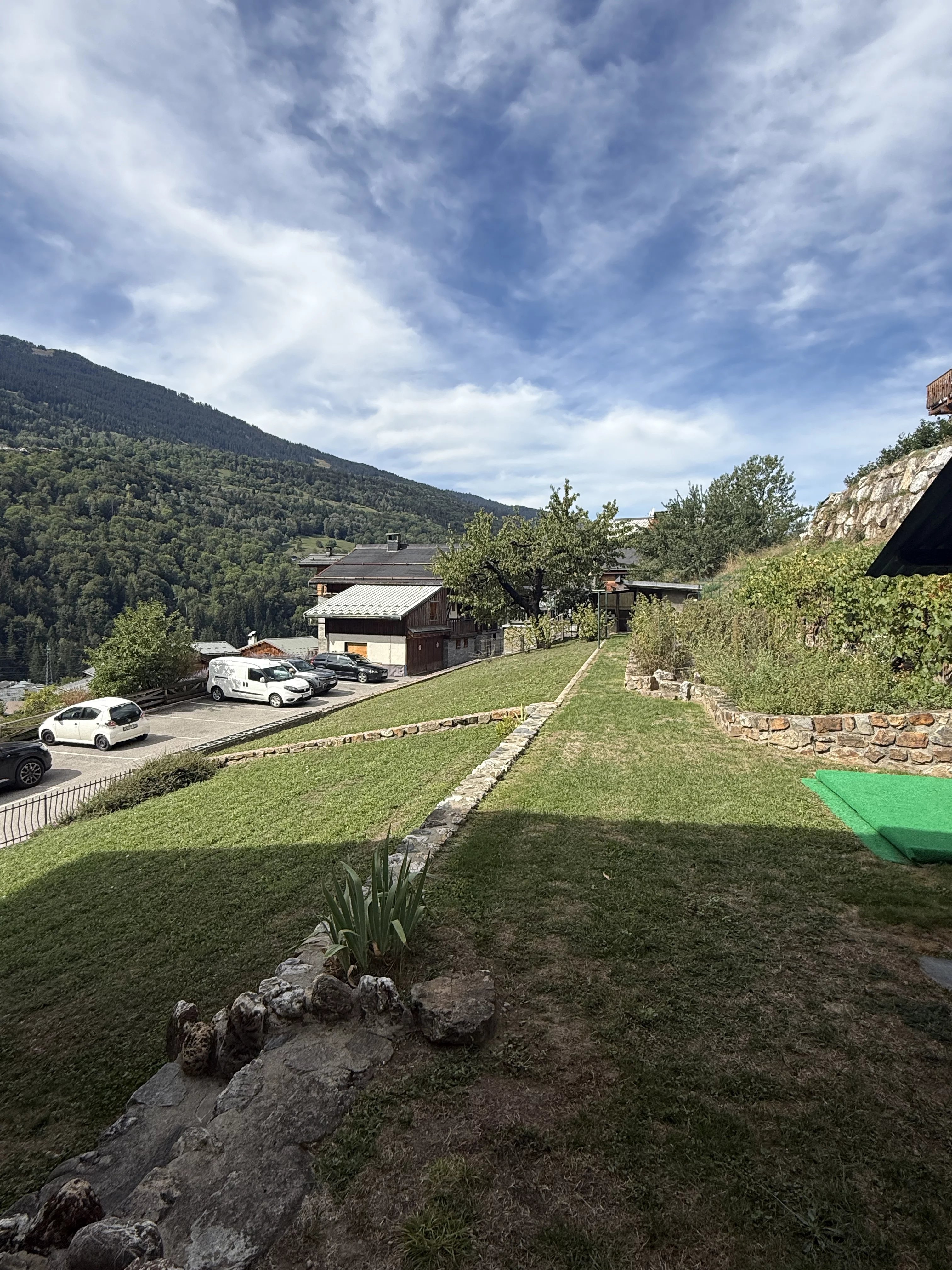 Maison spacieuse avec vue montagne à Bozel — photo 8