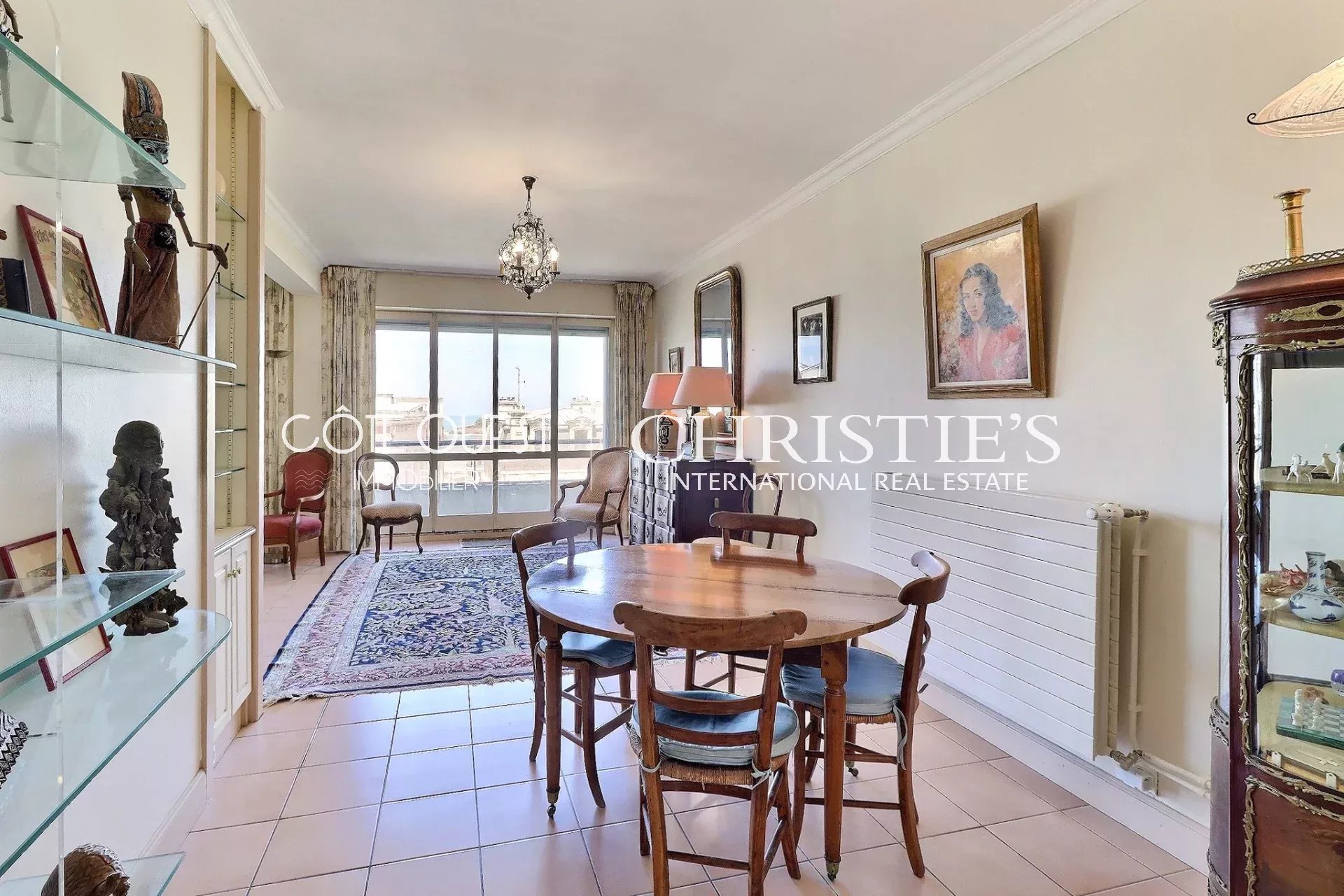 2 Bedroom Apartment/Flat's Image 3