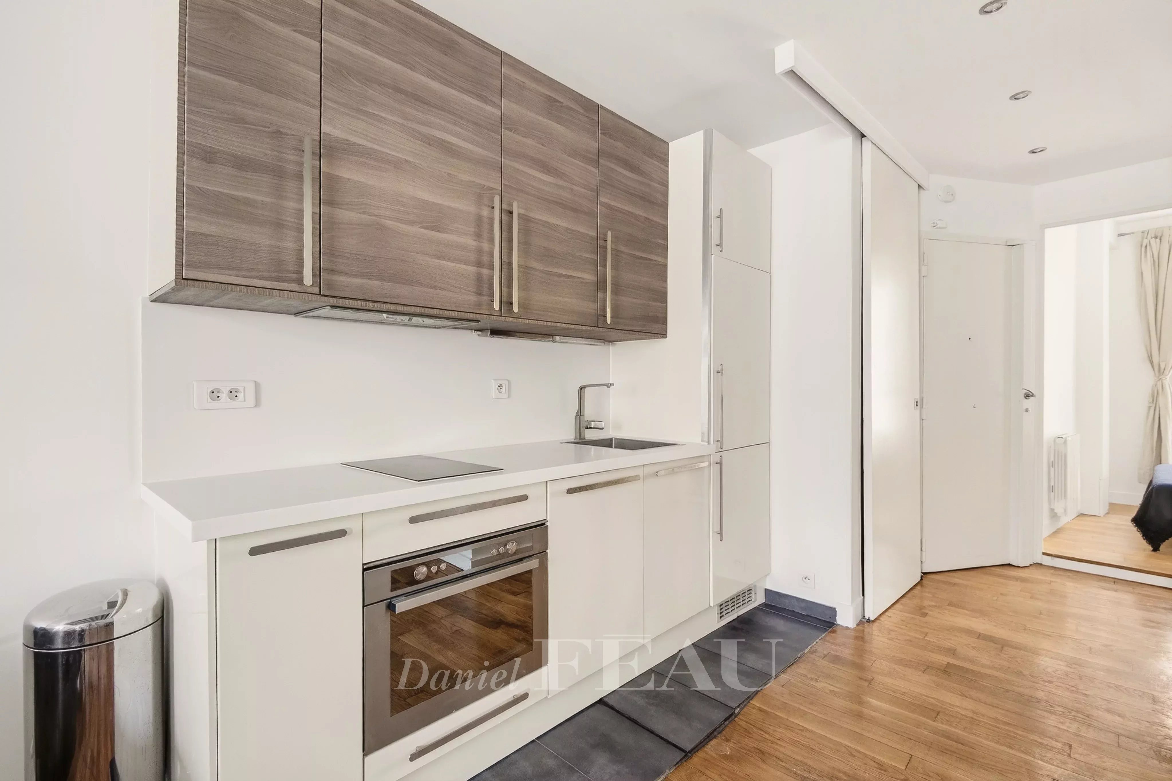 Sale Apartment Paris 4th