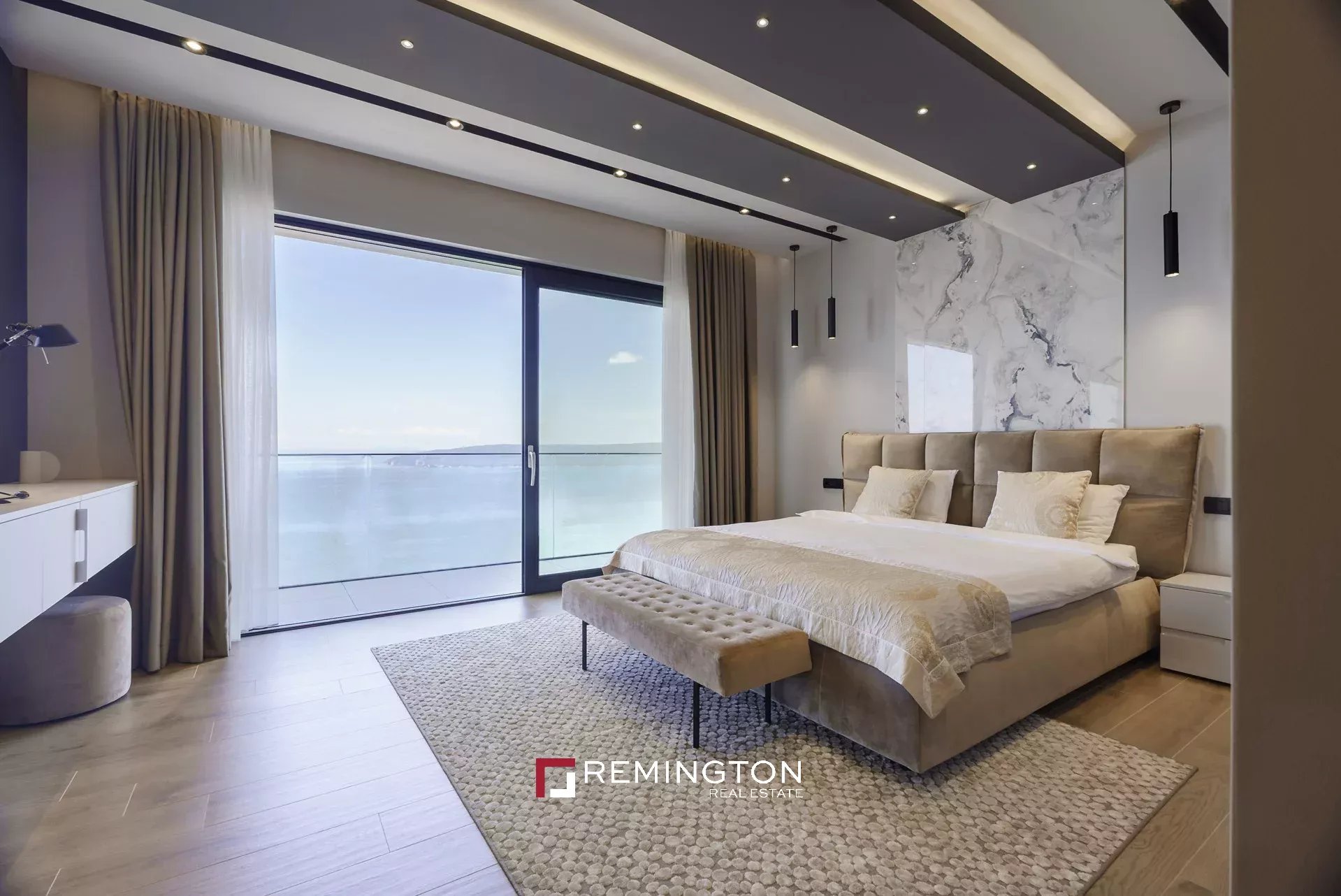 4 Bedroom Villa/Townhouse's Image 11