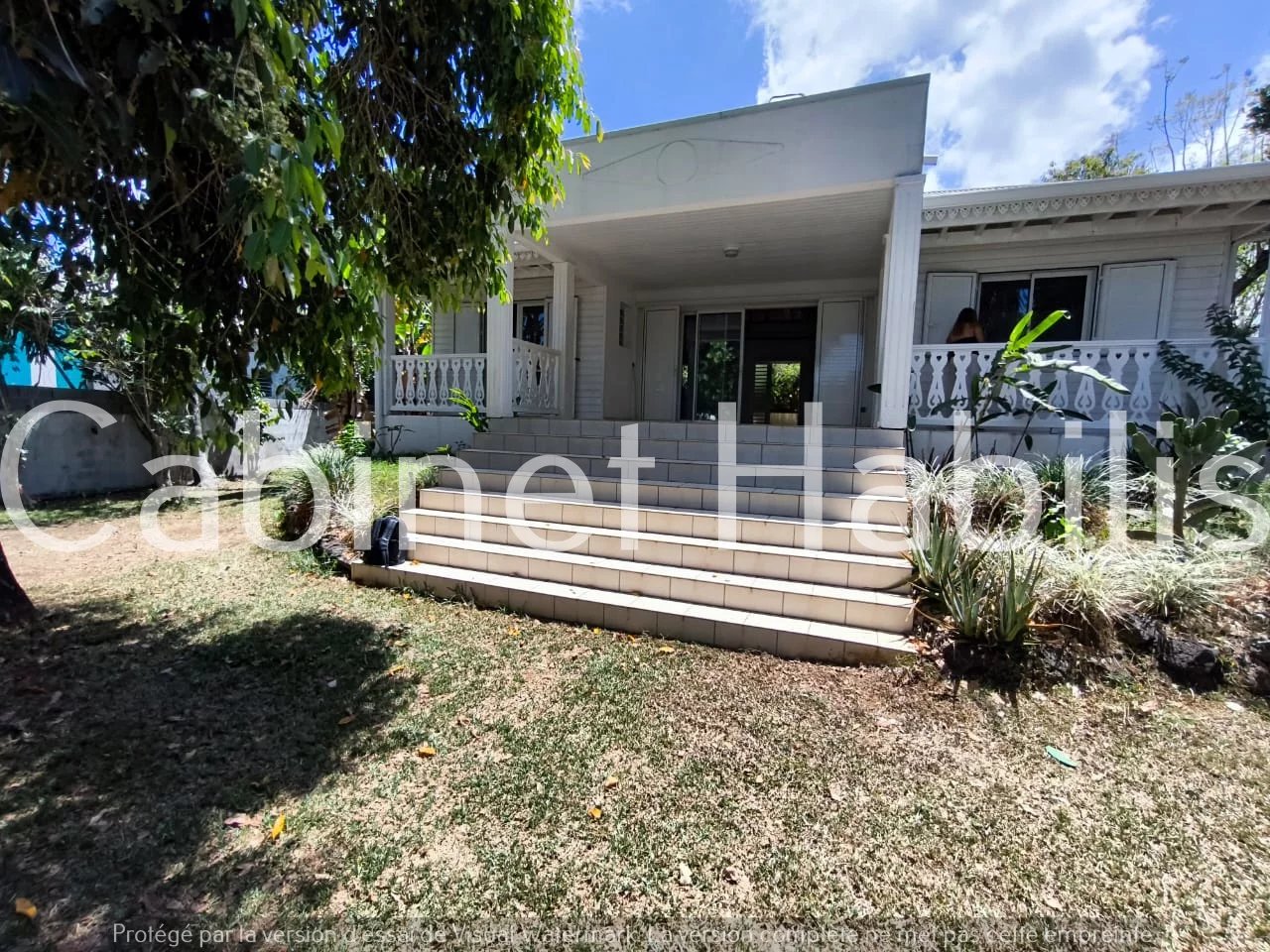 A VENDRE - MAISON DE TYPE T4 DE 115.53 M2 ENVIRON - SAINT-PI