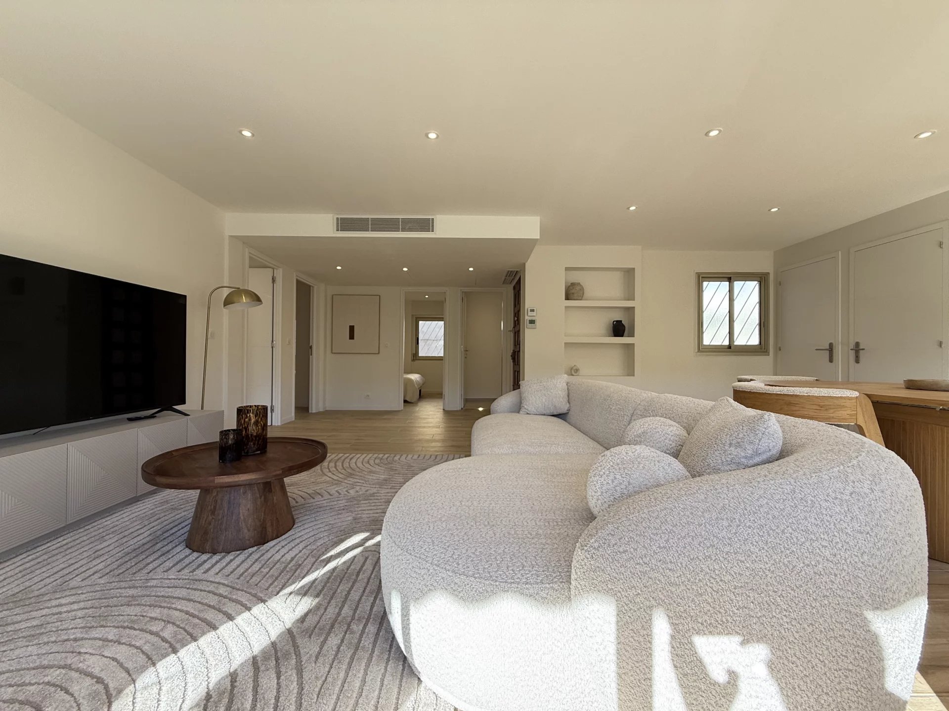 CANNES PALM BEACH - Appartement 4 pièces dans domaine sécurisé