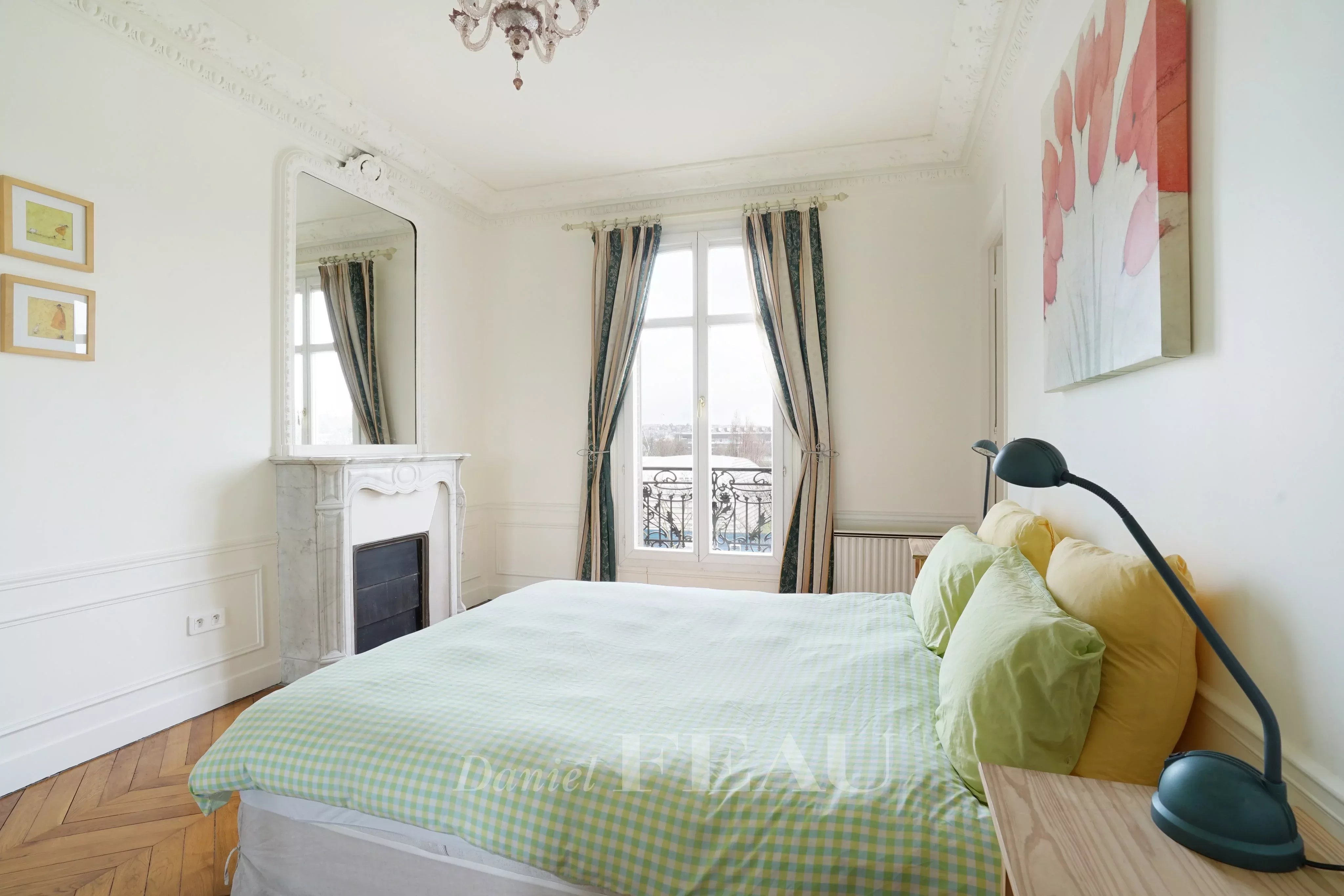 Bedroom Wooden floor Fireplace Chandelier