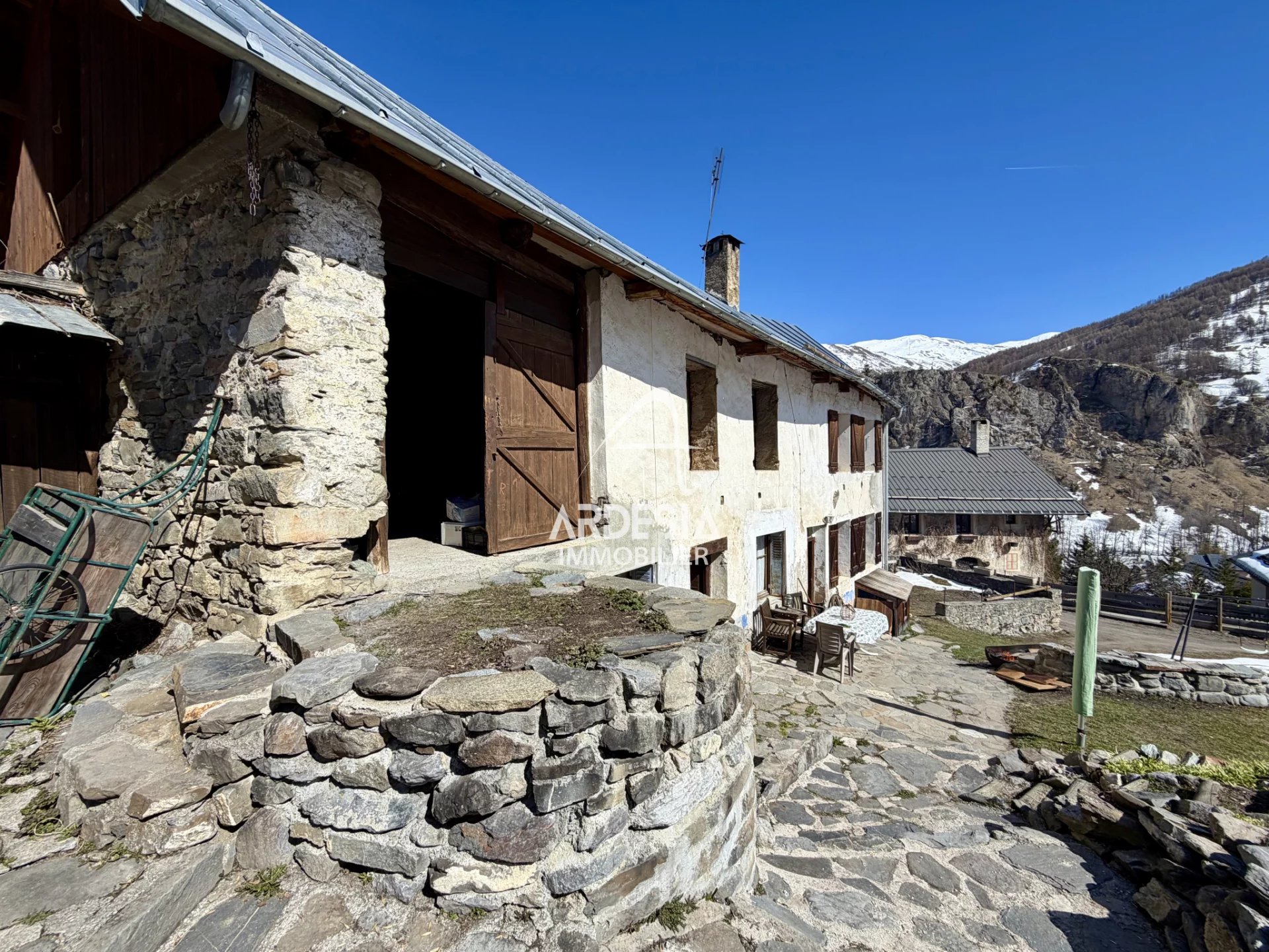 Chalet authentique à Valloire avec vue Galibier