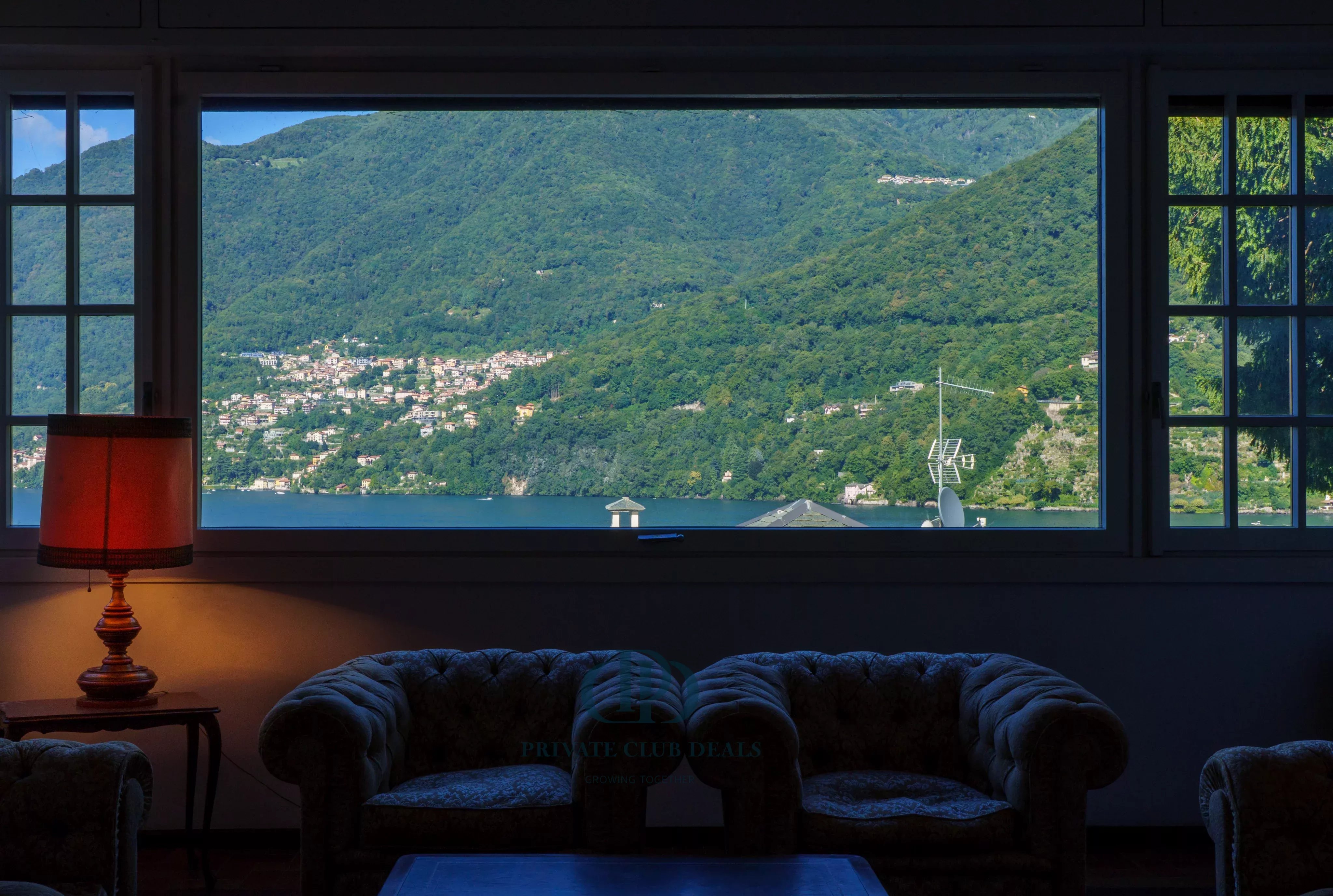 Villa Como - picture 30