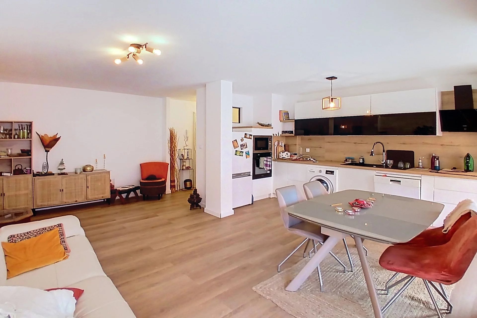 Agence immobilière de 