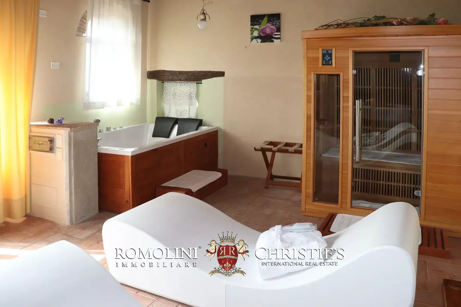 16 Bedroom Villa/Townhouse's Image 48