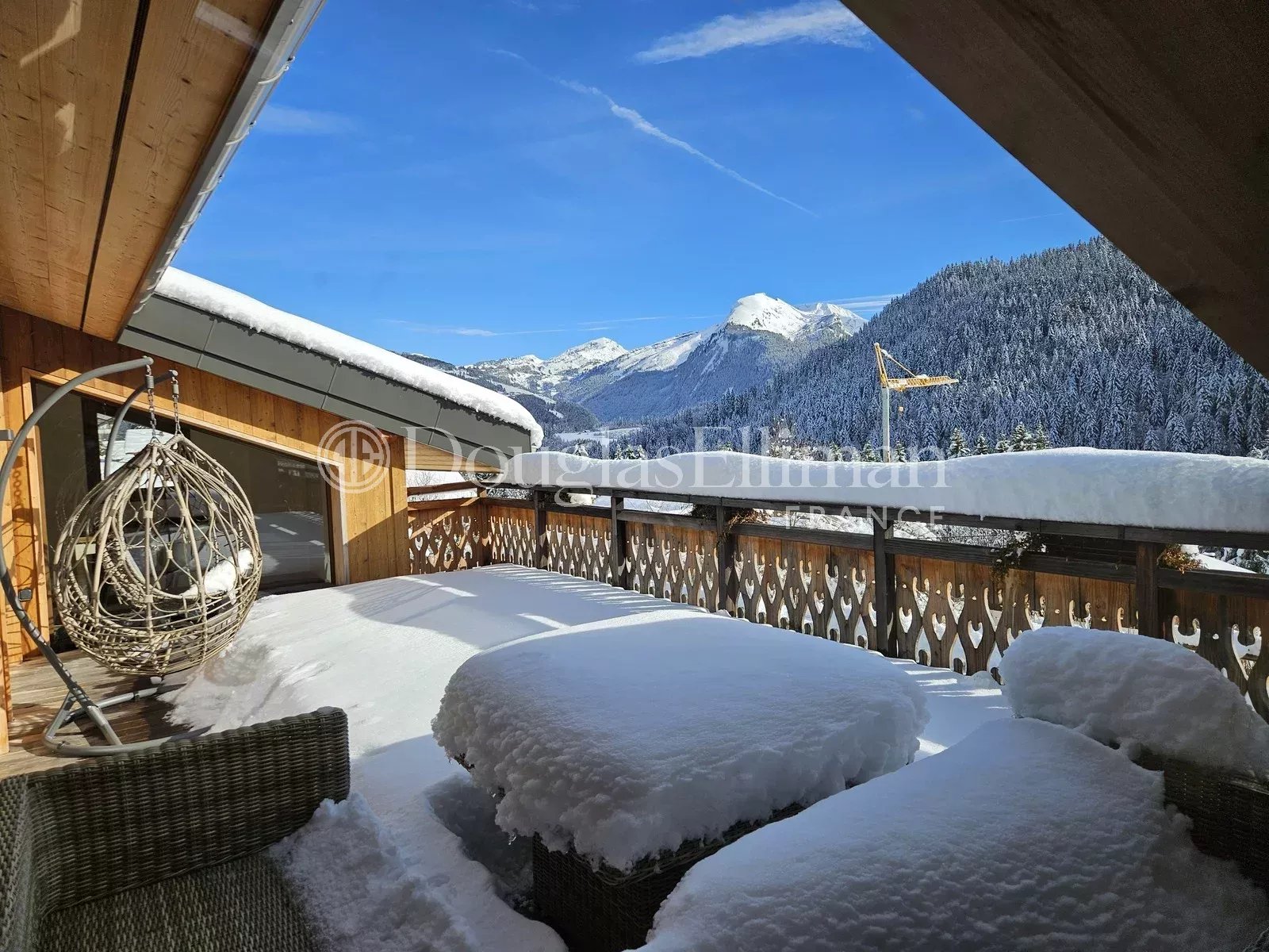 LA CÔTE-D&rsquo;ARBROZ – Magnifique chalet de 7 chambres à La Côte-d&rsquo;Arbroz - Image nᵒ2