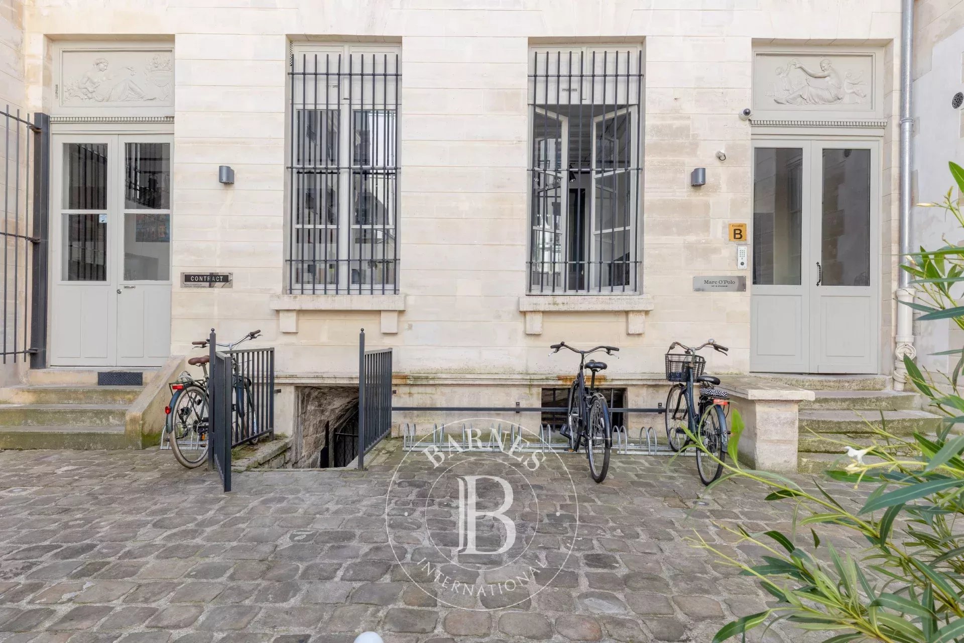 Daire Paris 4ème - picture 13