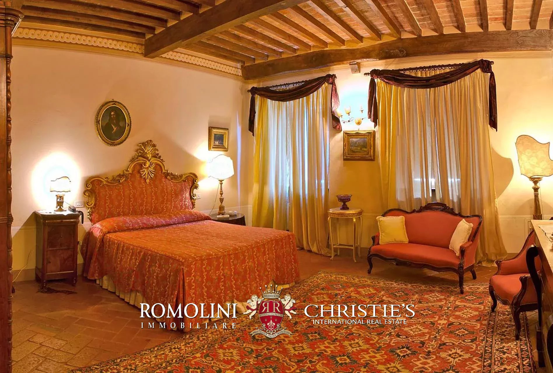 15 Bedroom Villa/Townhouse's Image 71