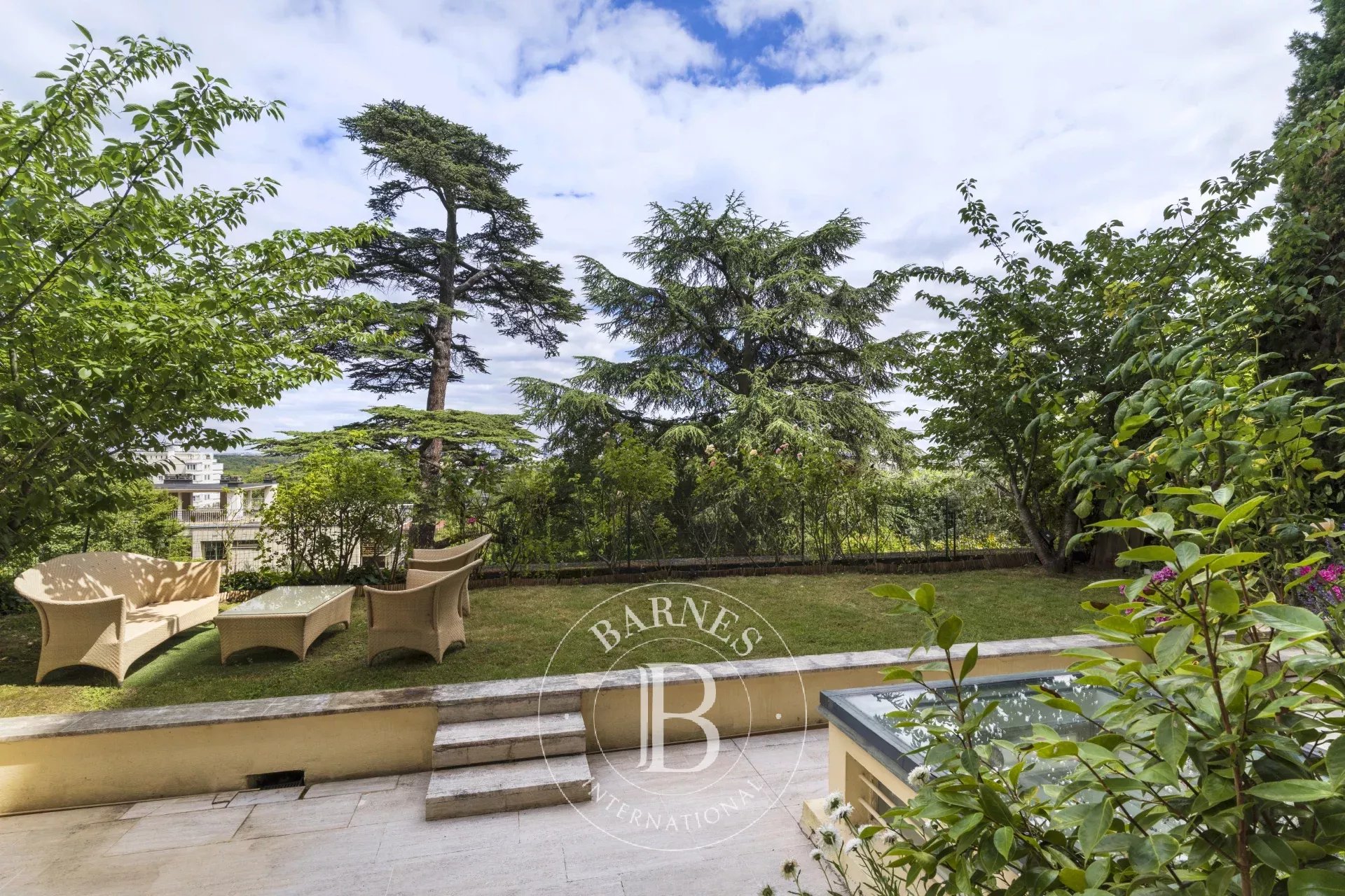 Piso Saint-Cloud  -  ref 87145053 (picture 1)