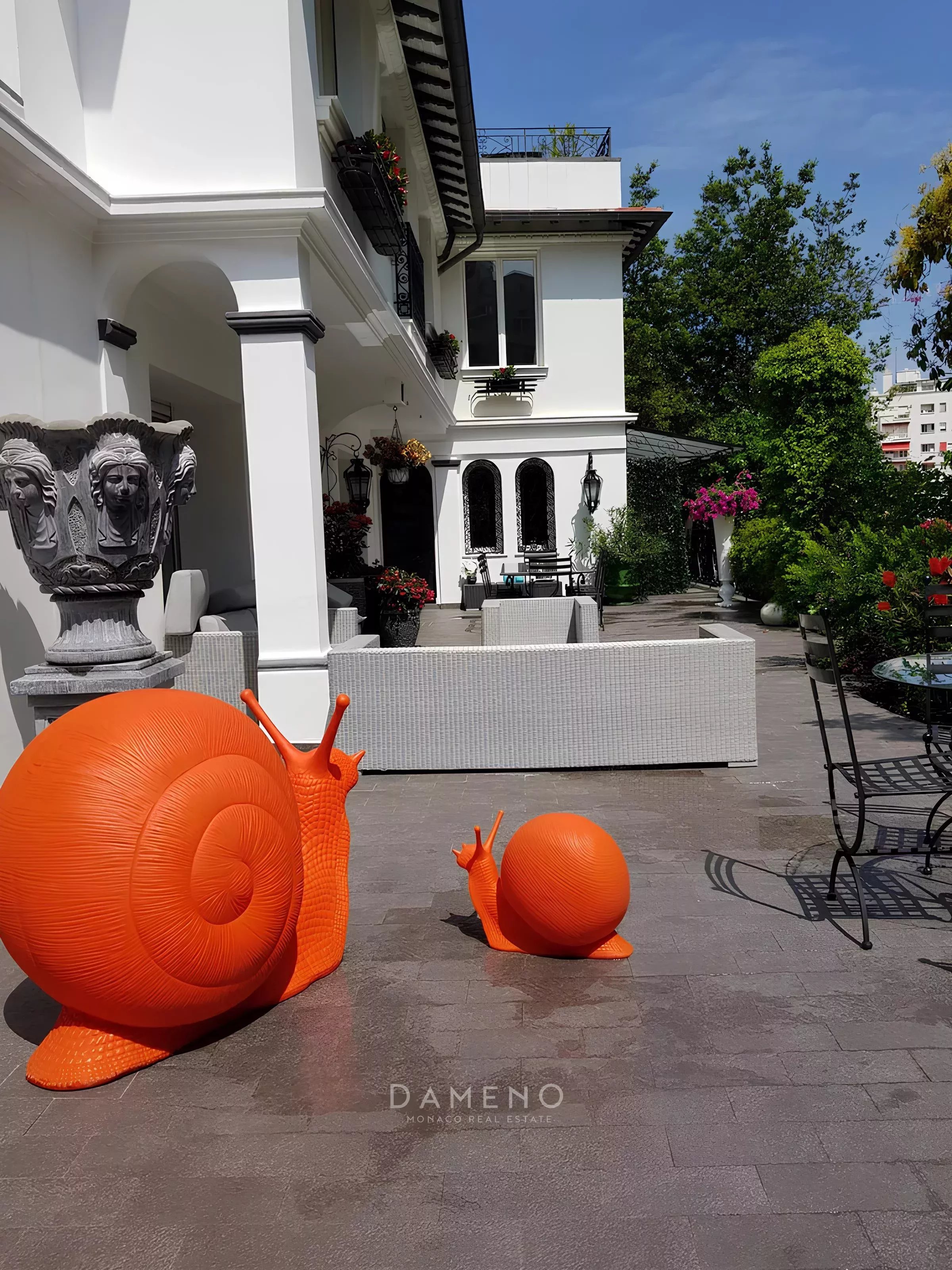 UNIQUE A MONACO VILLA AVEC PISCINE