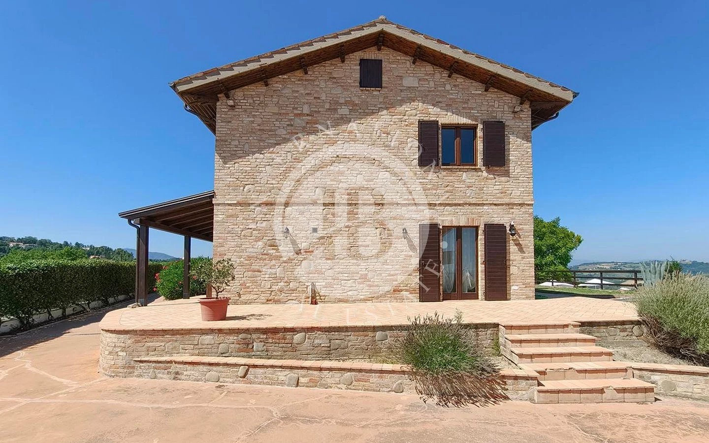 Villa in Montalto delle Marche - Image 4