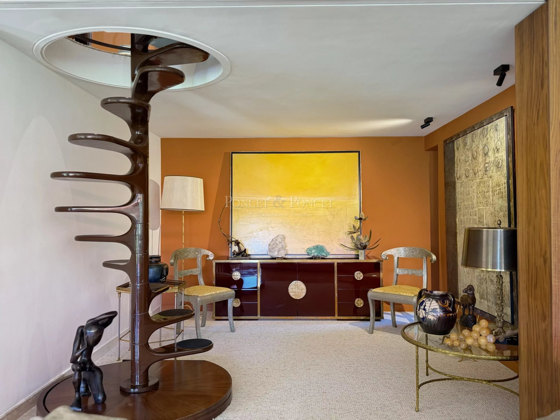5 Bedroom Villa/Townhouse's Image 30