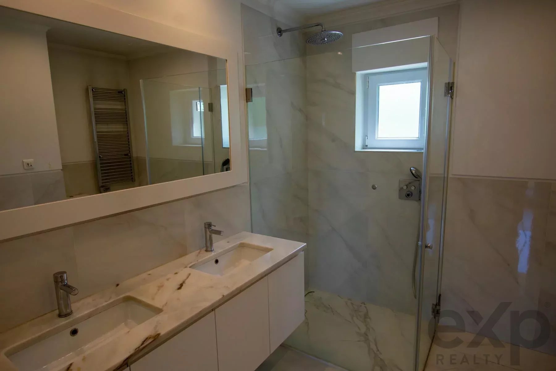 Penthouse Luxury with Sea & Harbour Views in Prime Estoril 85996079 image 25