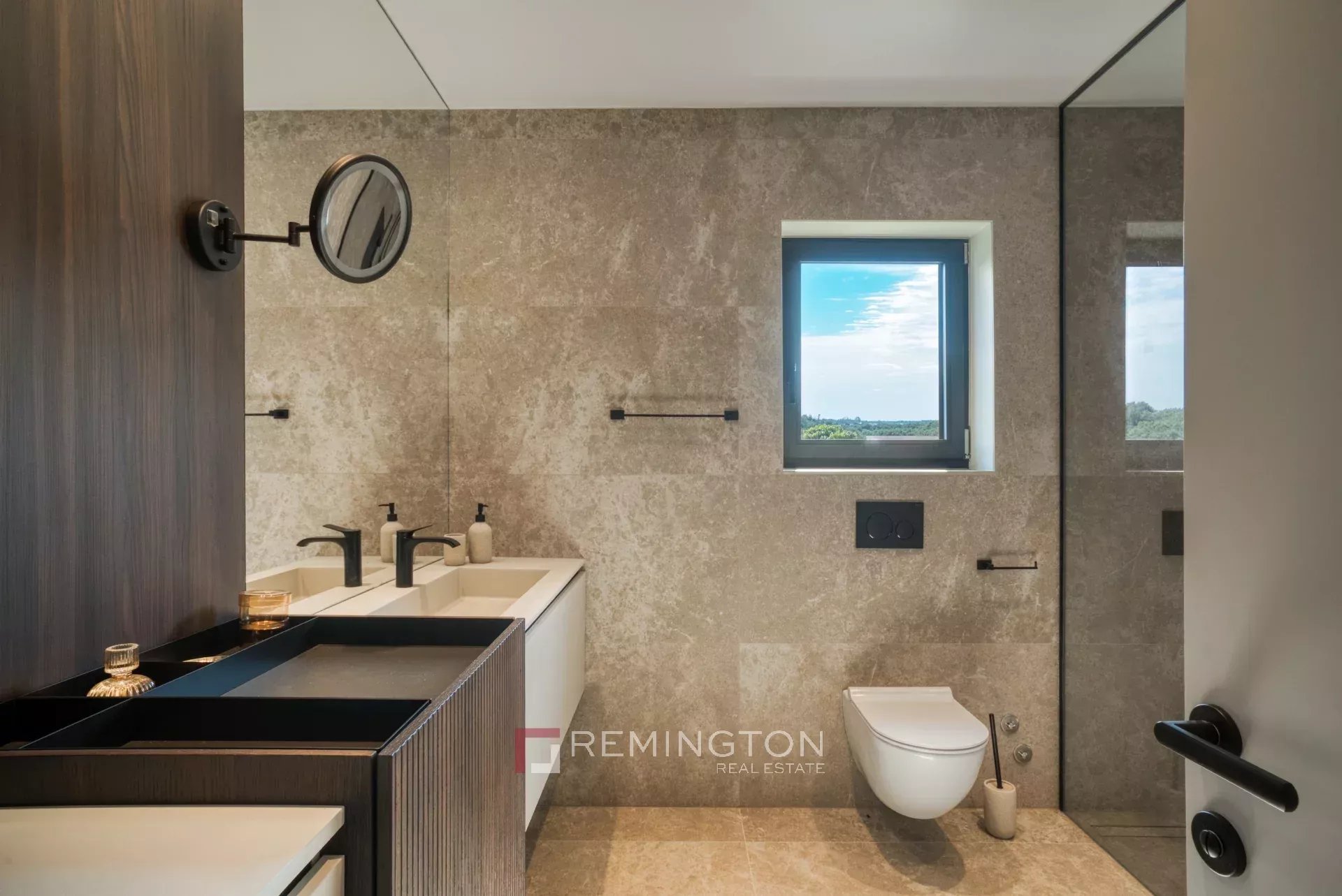 Villa/Townhouse's Image 11