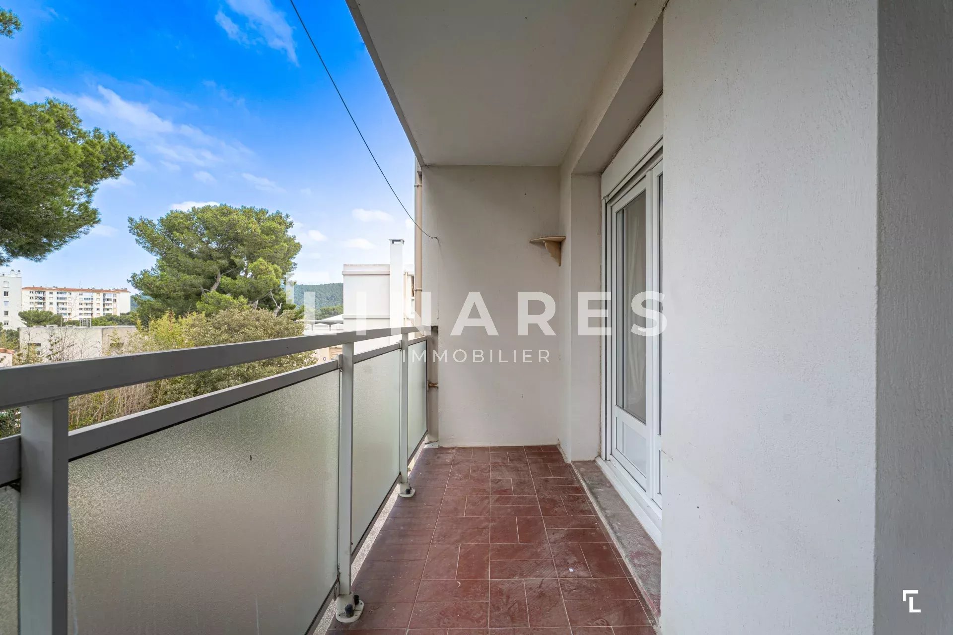 L'IMMANQUABLE - Appartement T3 de 69m2 + 2 places de parking + cave - 13009