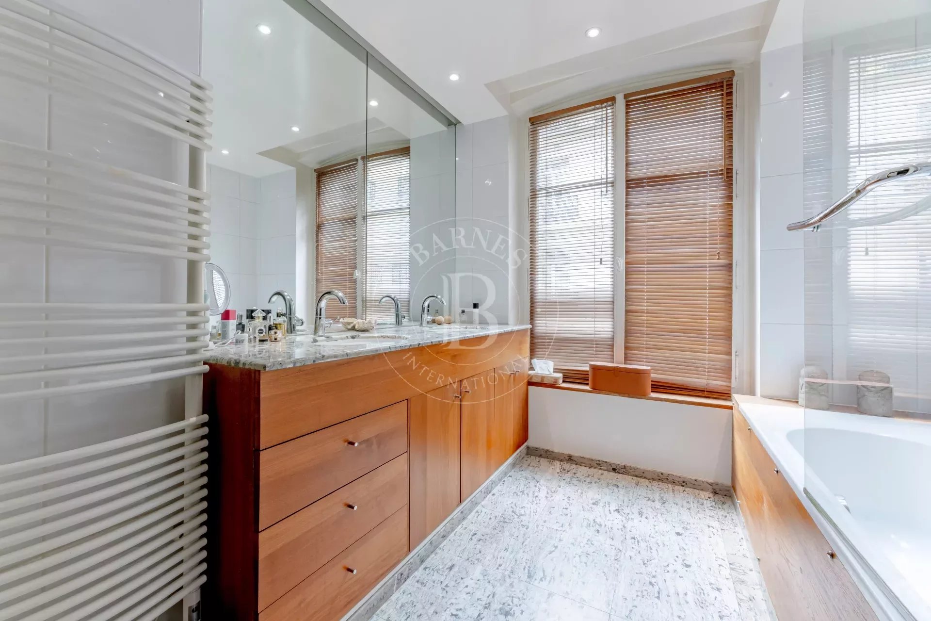 Daire Paris 16ème - picture 10