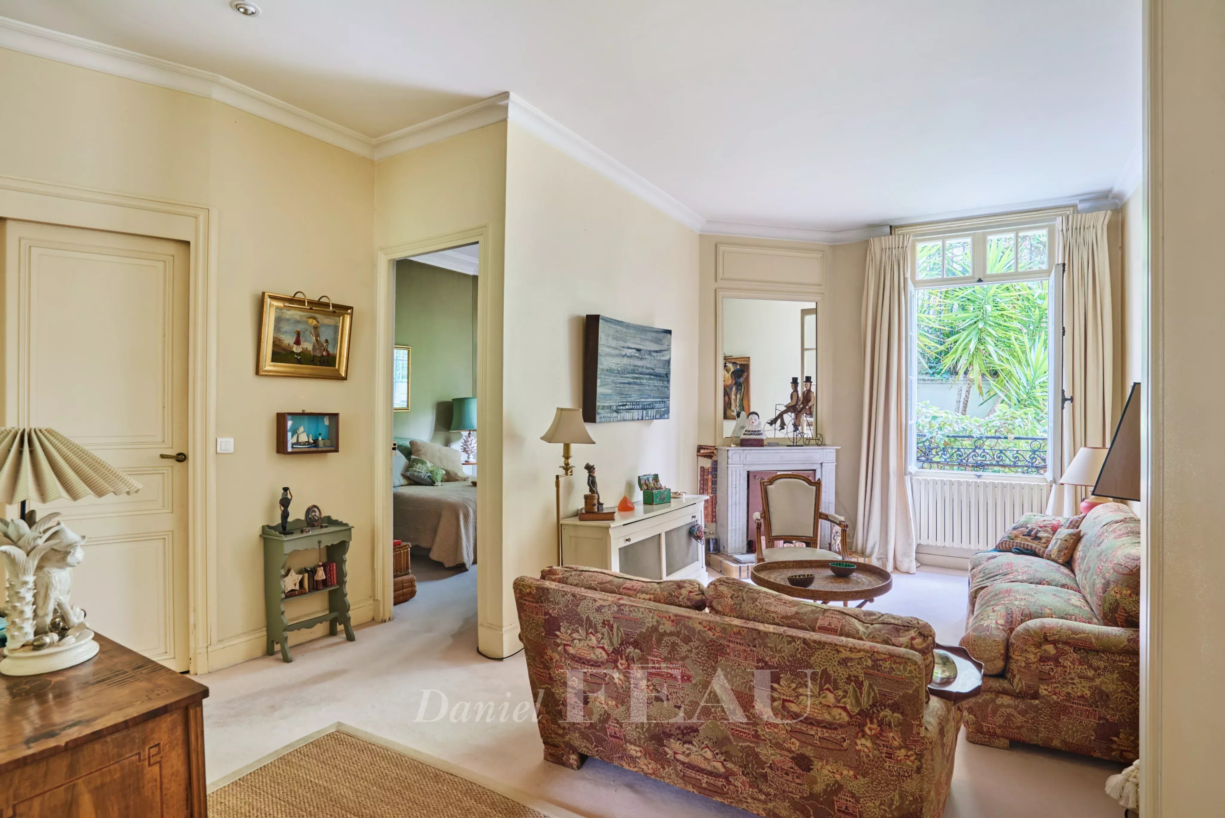Paris 17th District – A delightful pied a terre