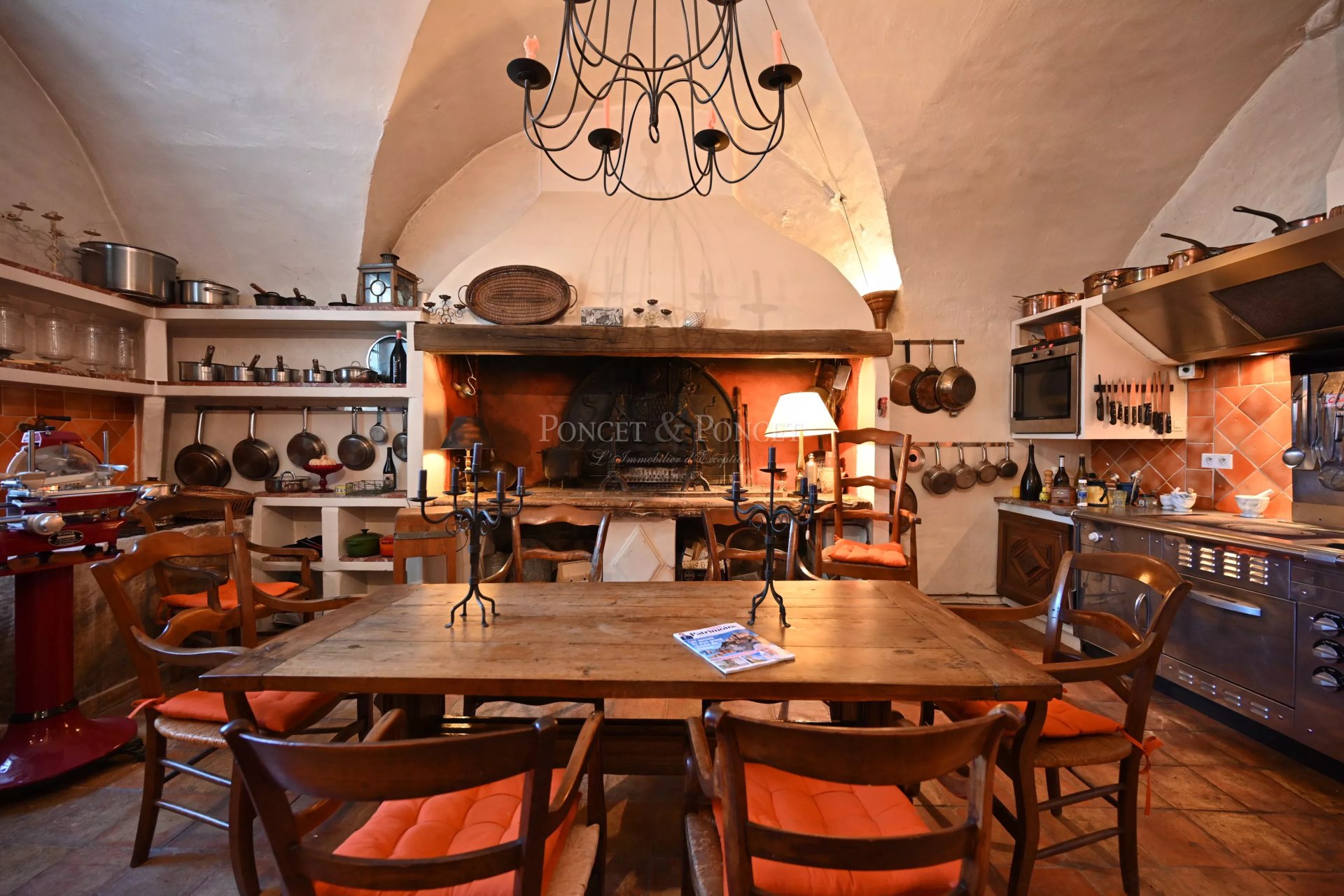 7 Bedroom Chateau's Image 14