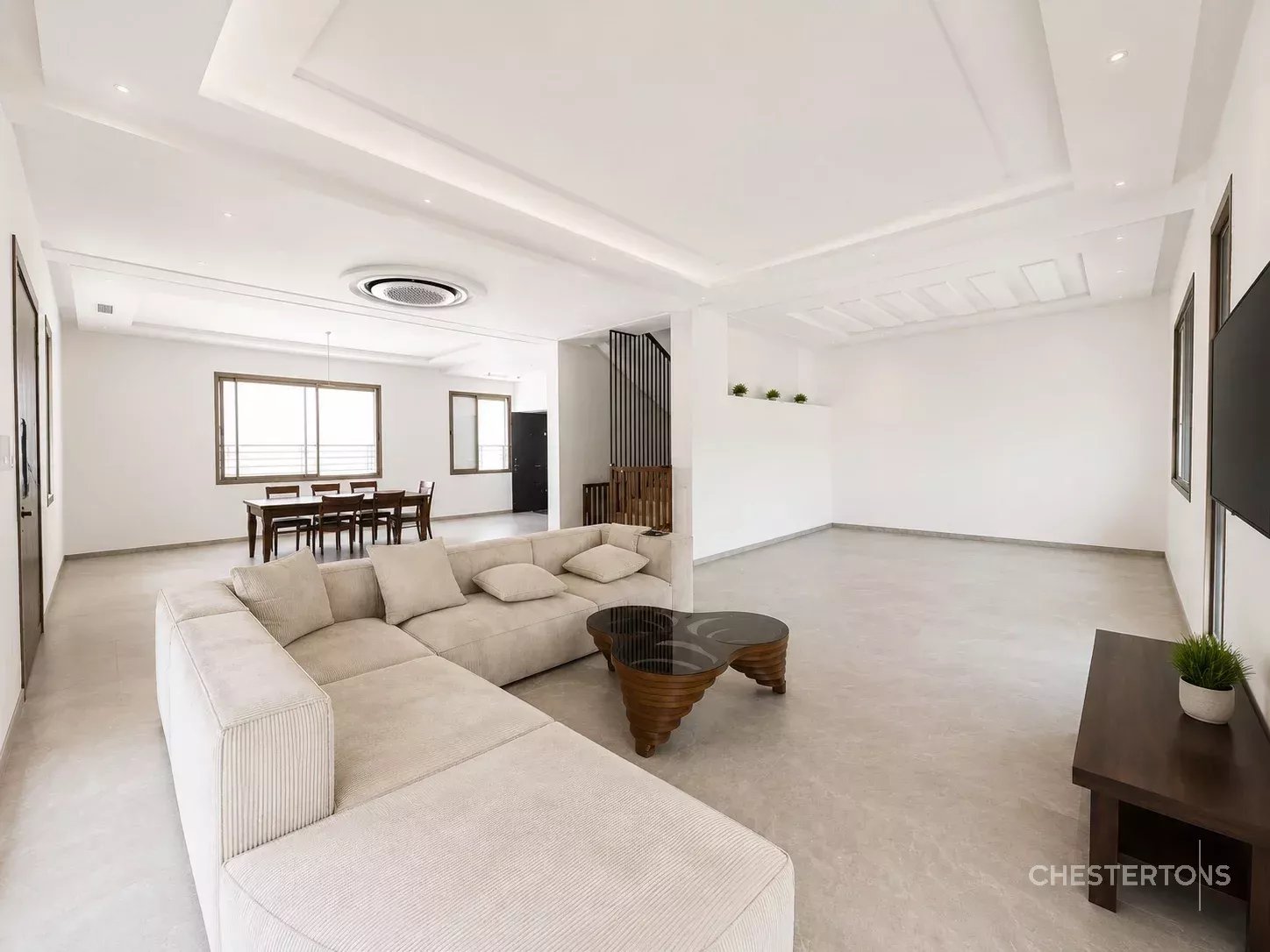 Image of Villa - 5 Bedrooms - 4 Bathrooms for Rental in Skhirat-Témara-El Harhoura-Morocco, Image 1