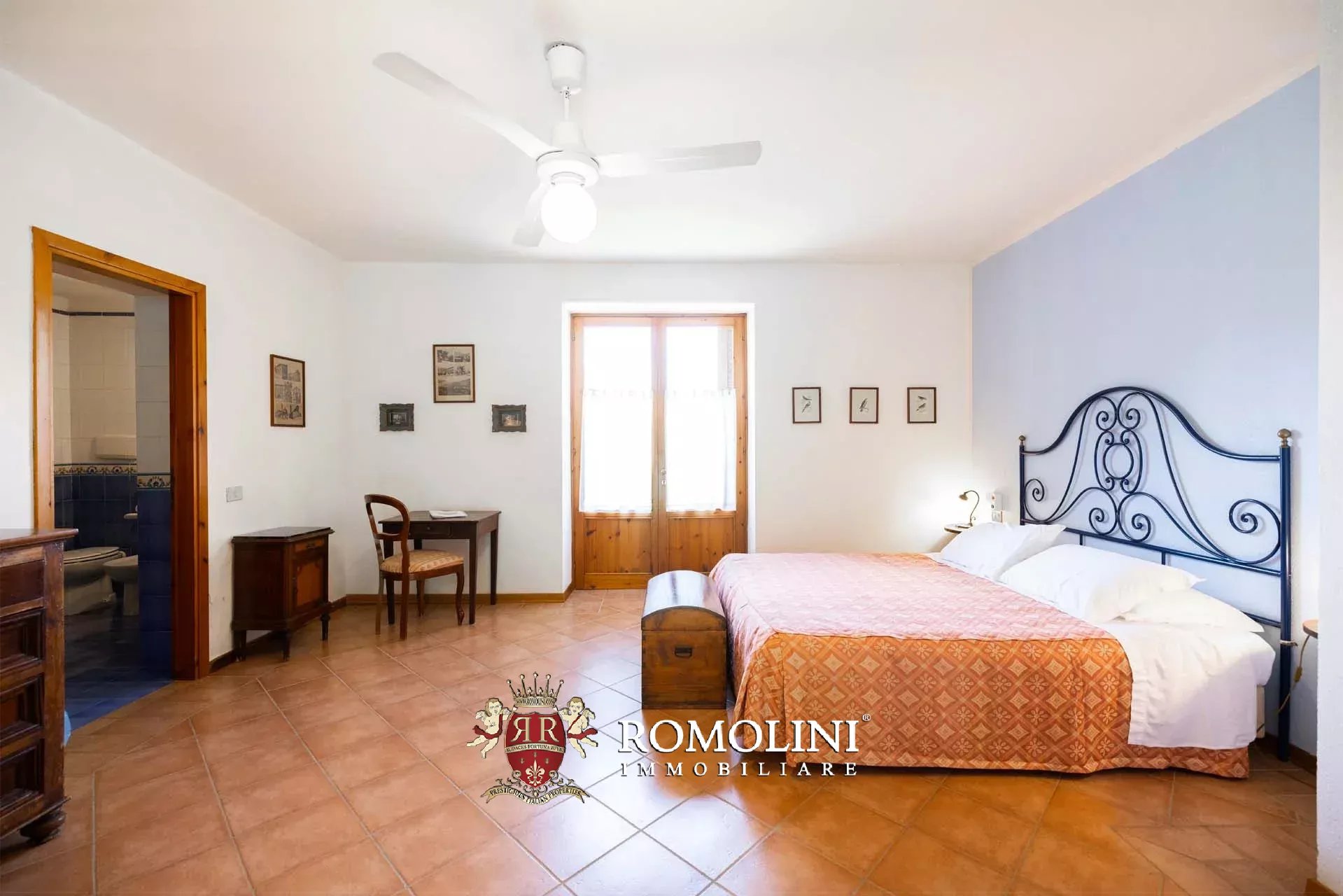44 Bedroom Villa/Townhouse's Image 92