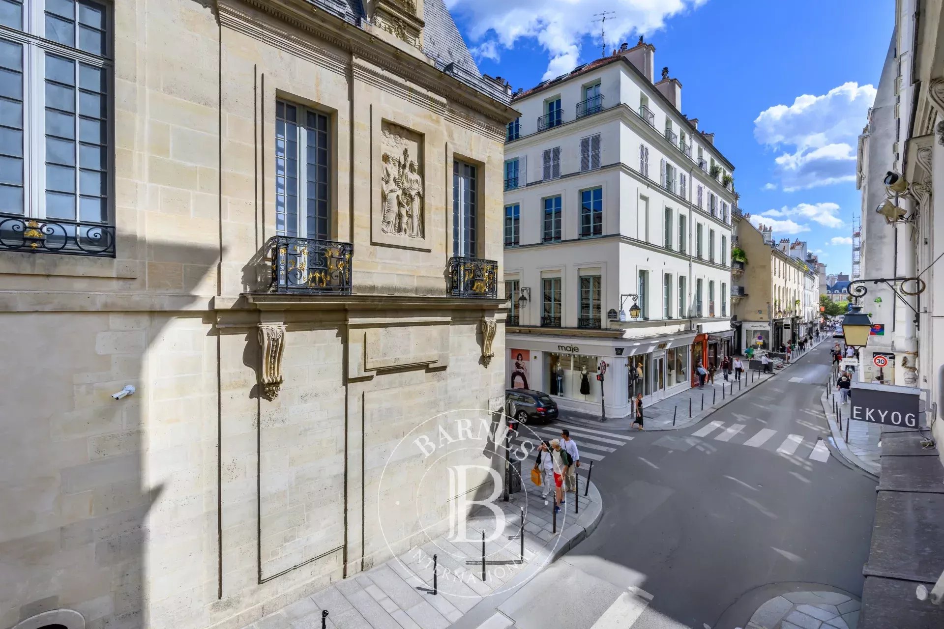 Daire Paris 4ème - picture 13