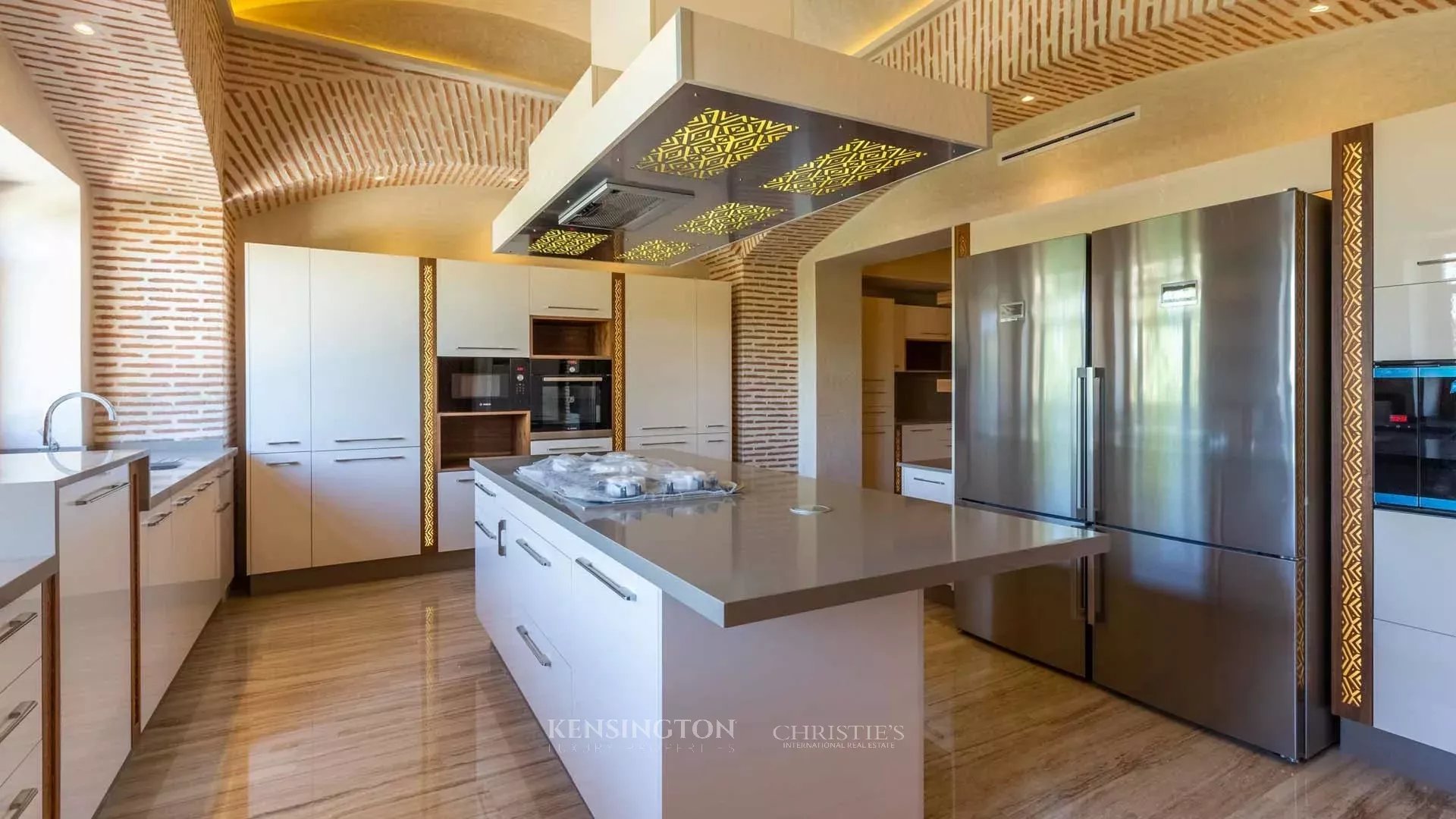 5 Bedroom Villa/Townhouse's Image 21