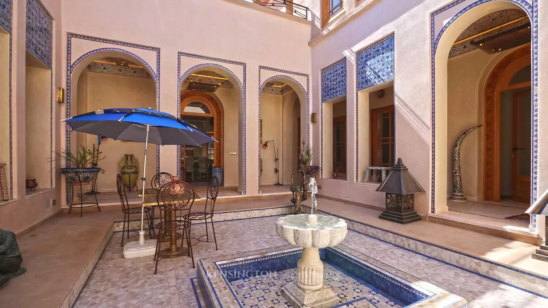 10 Bedroom Villa/Townhouse's Image 12