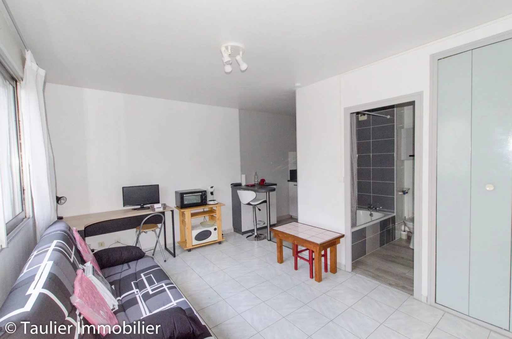 Appartement Saint-marcellin 1 piece(s) 22 m2